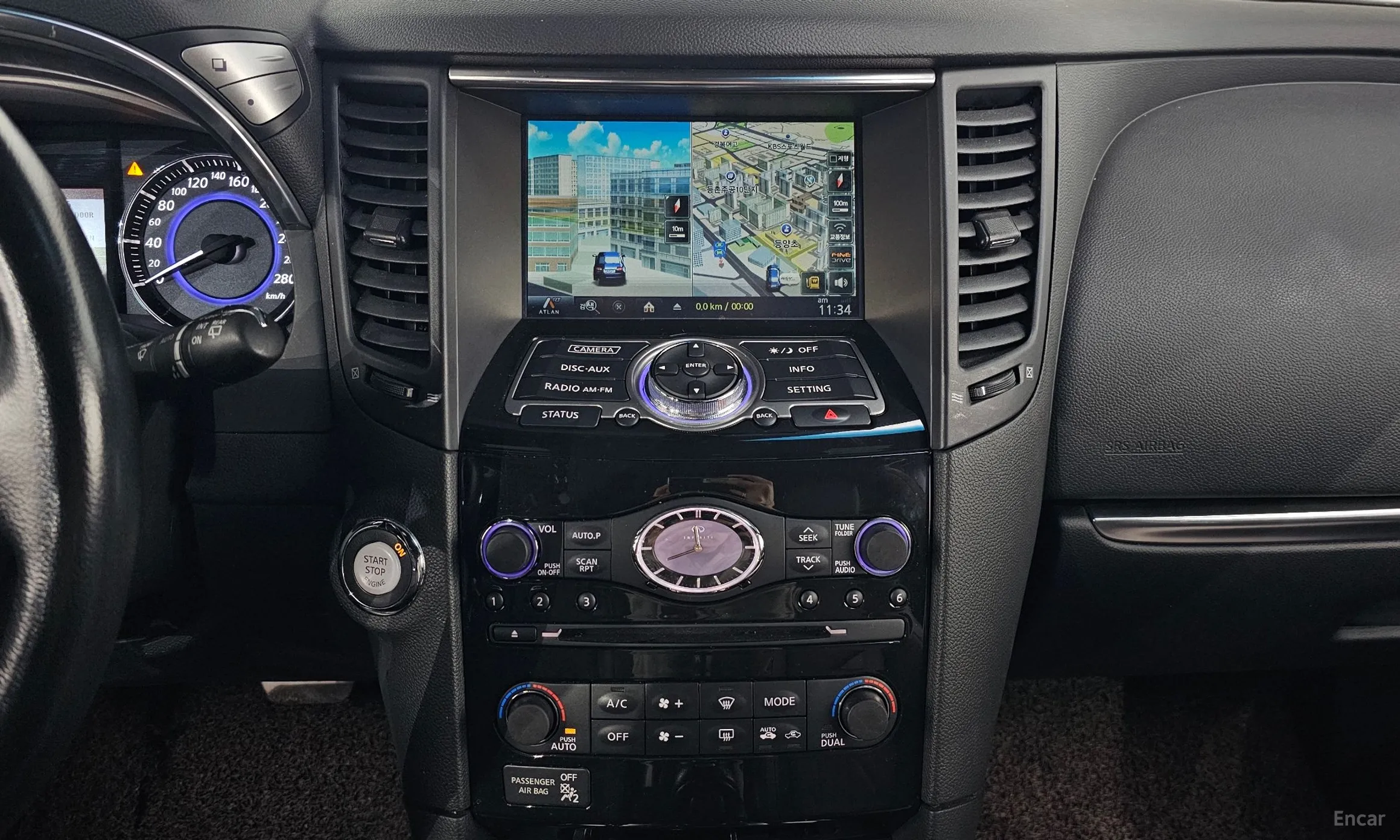 Infiniti QX70 превью 14