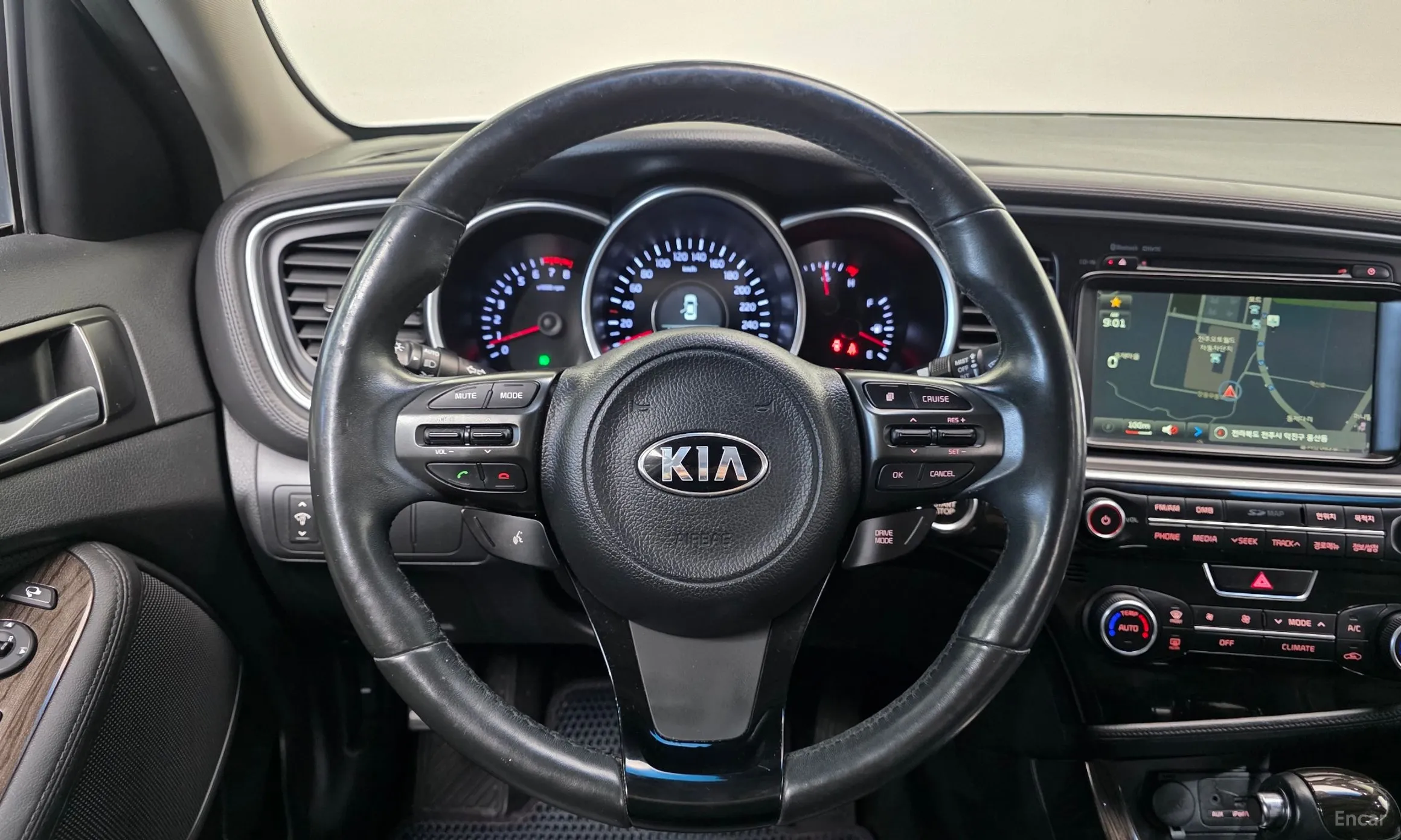 Kia K5 превью 14