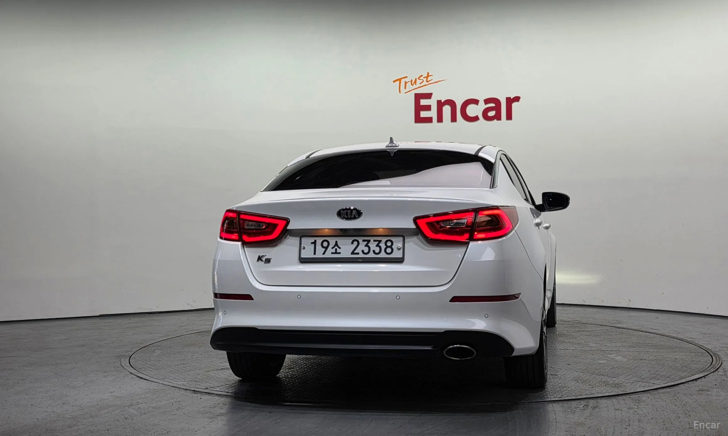 Kia K5 превью 4
