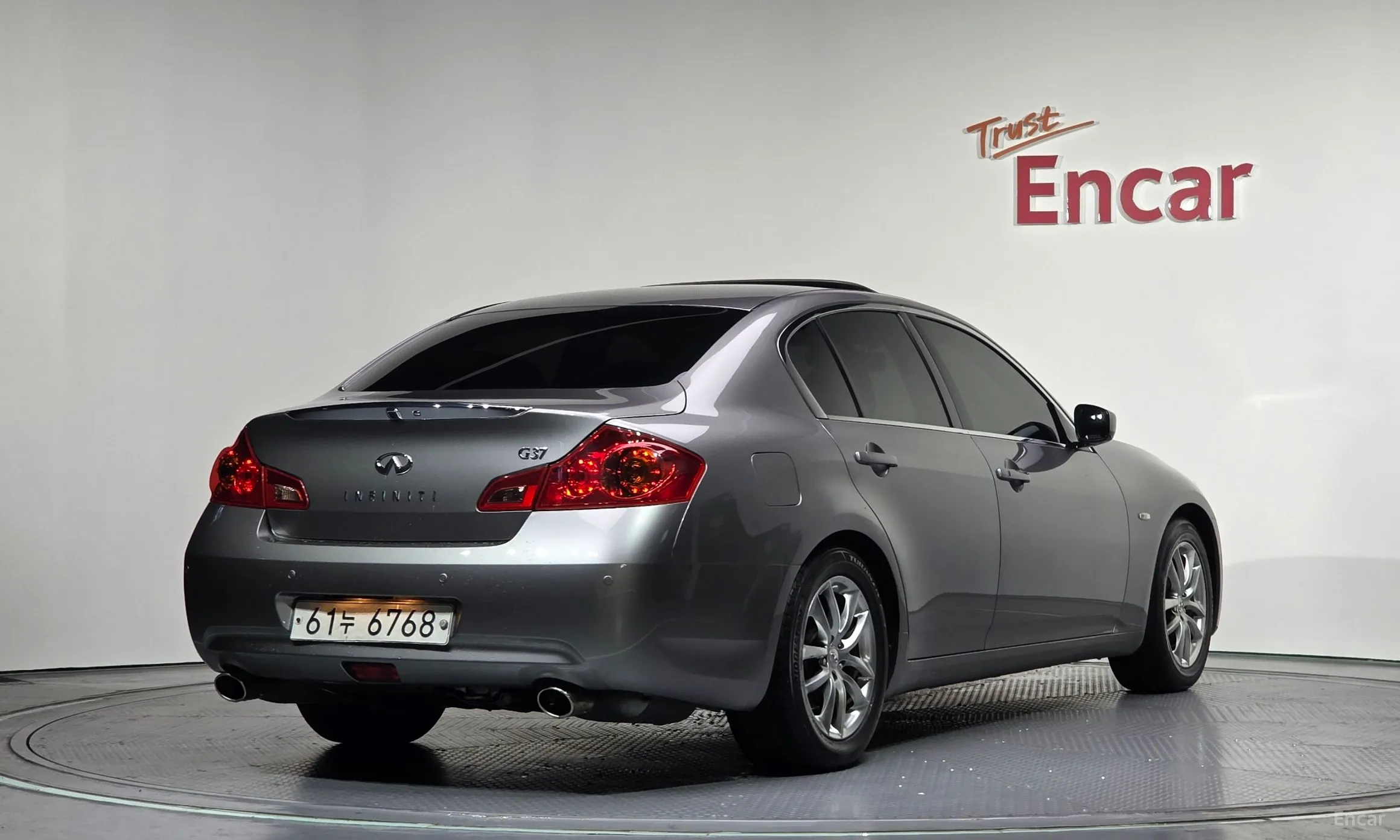 Infiniti G37
