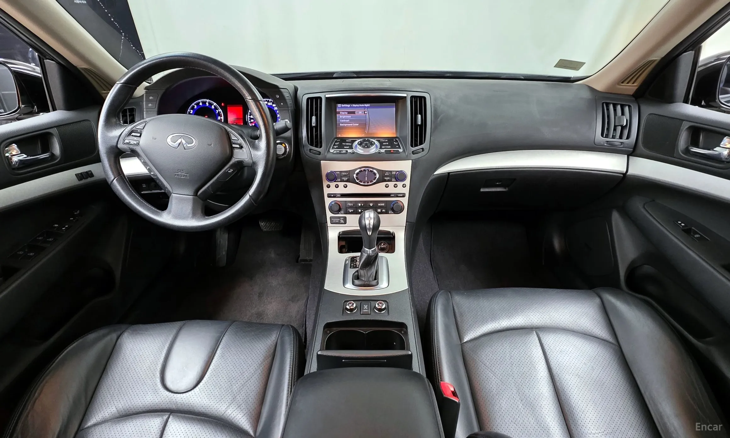 Infiniti G37 превью 7