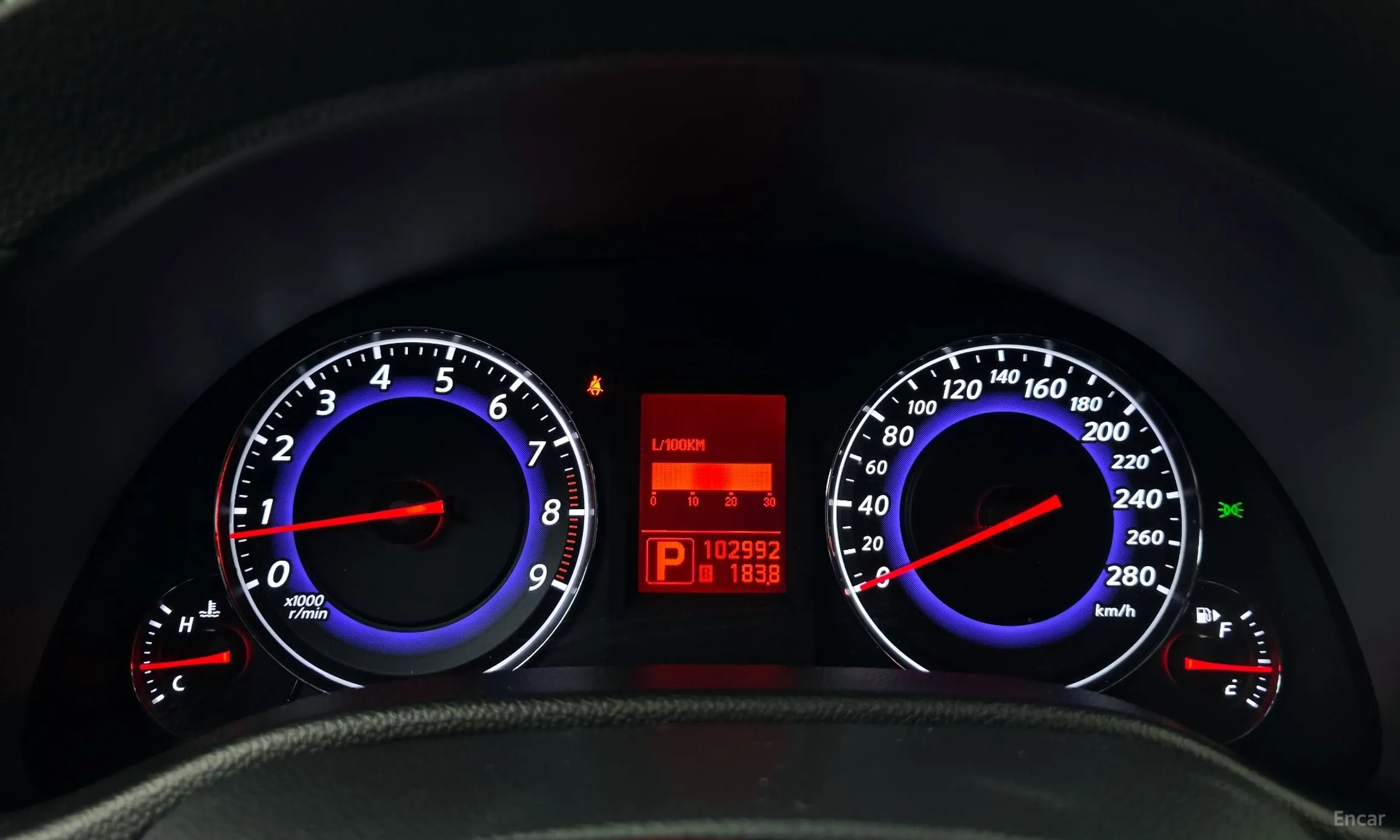 Infiniti G37 превью 8