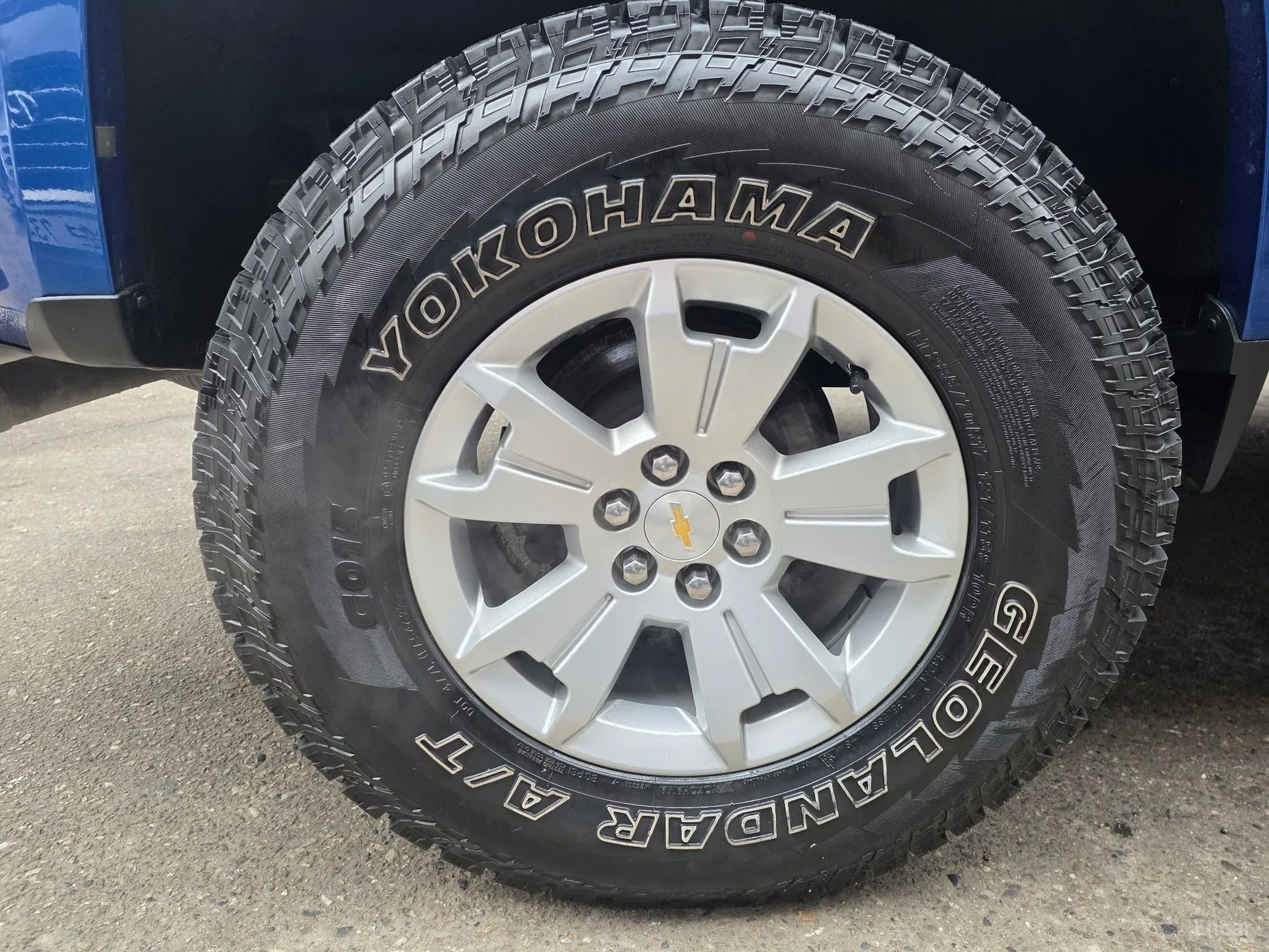Chevrolet Colorado превью 19