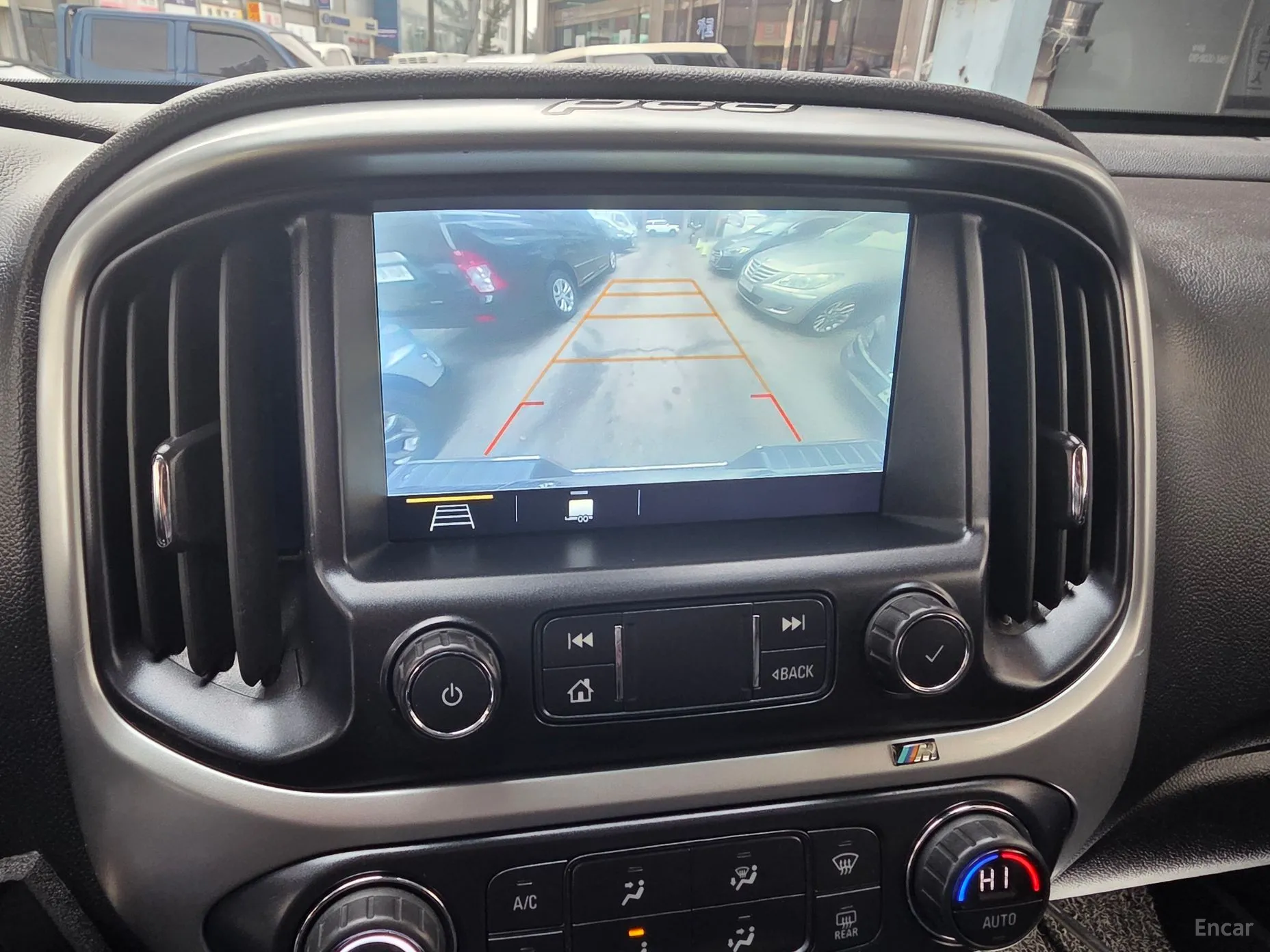 Chevrolet Colorado превью 7