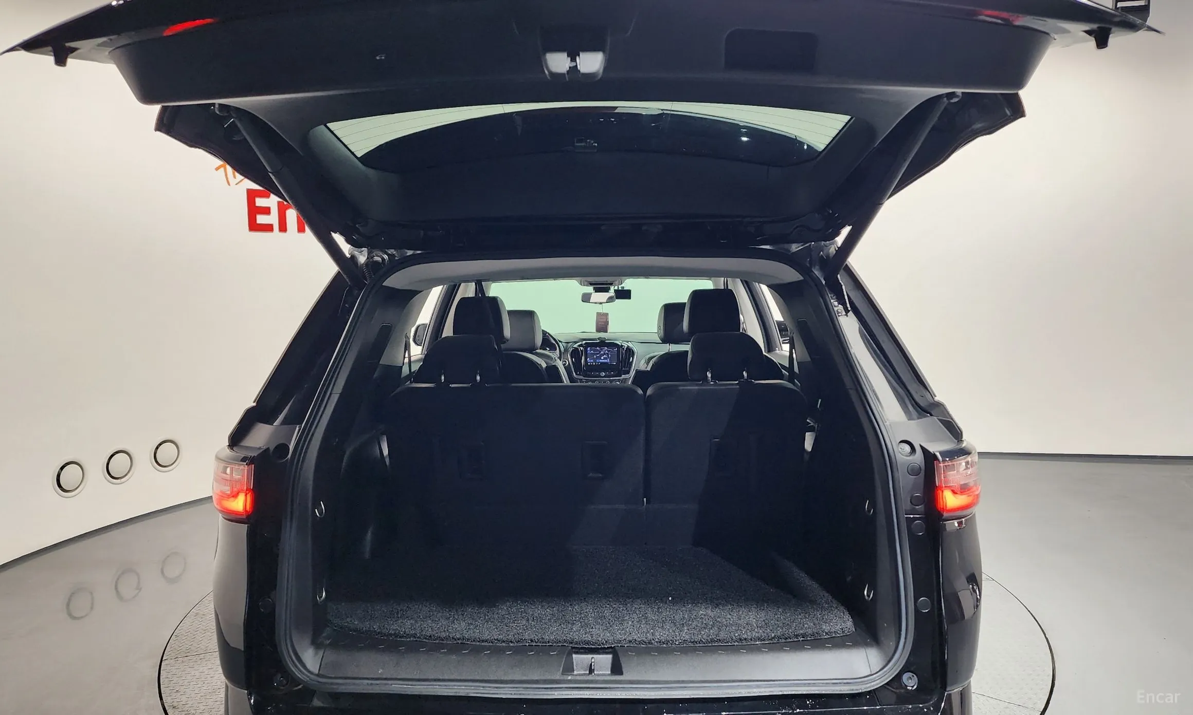 Chevrolet (GM Daewoo) Traverse превью 19