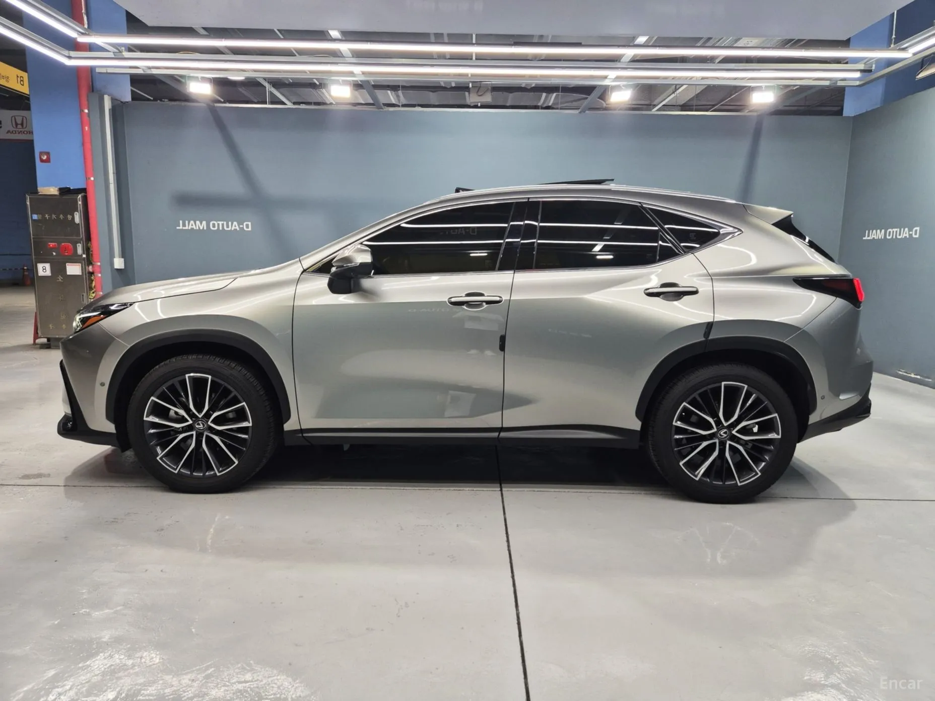 Lexus NX350h Gen 2 превью 12