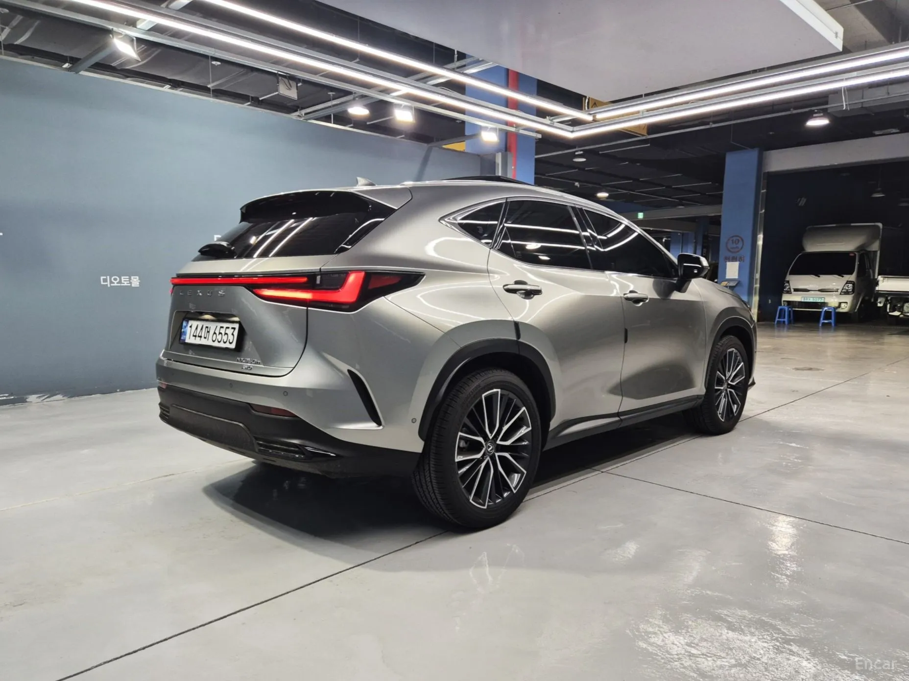 Lexus NX350h Gen 2 превью 9