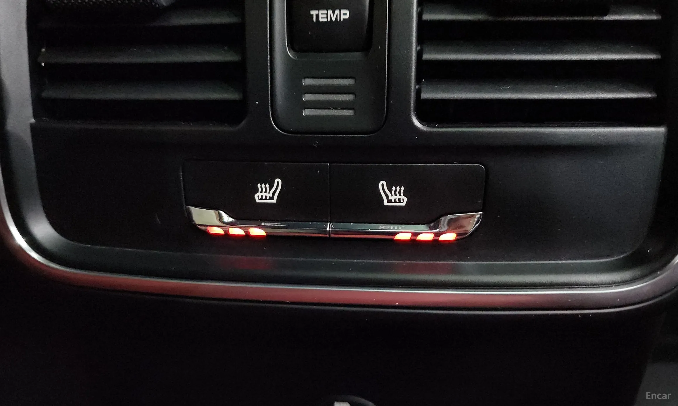 Porsche Macan превью 18