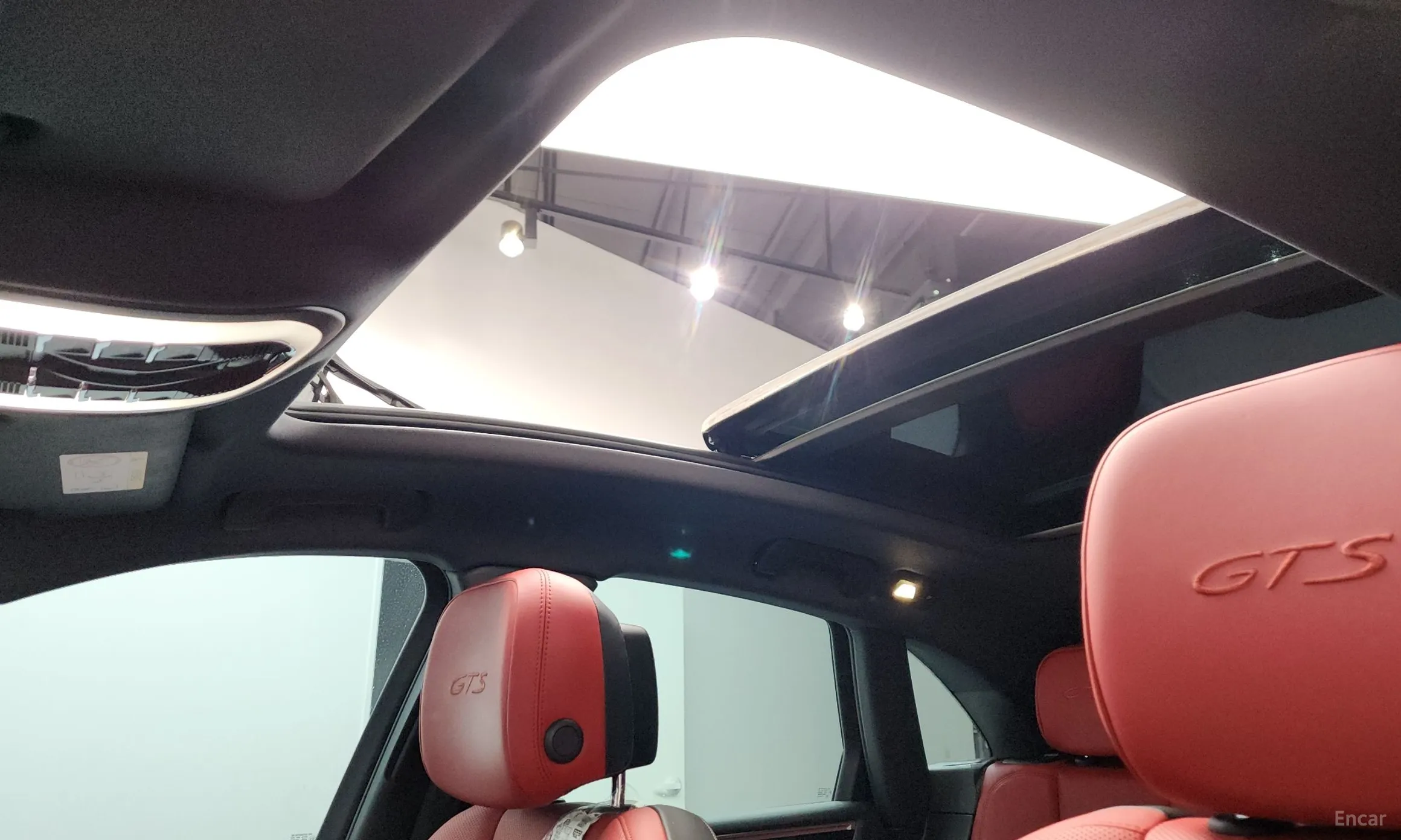 Porsche Macan превью 19