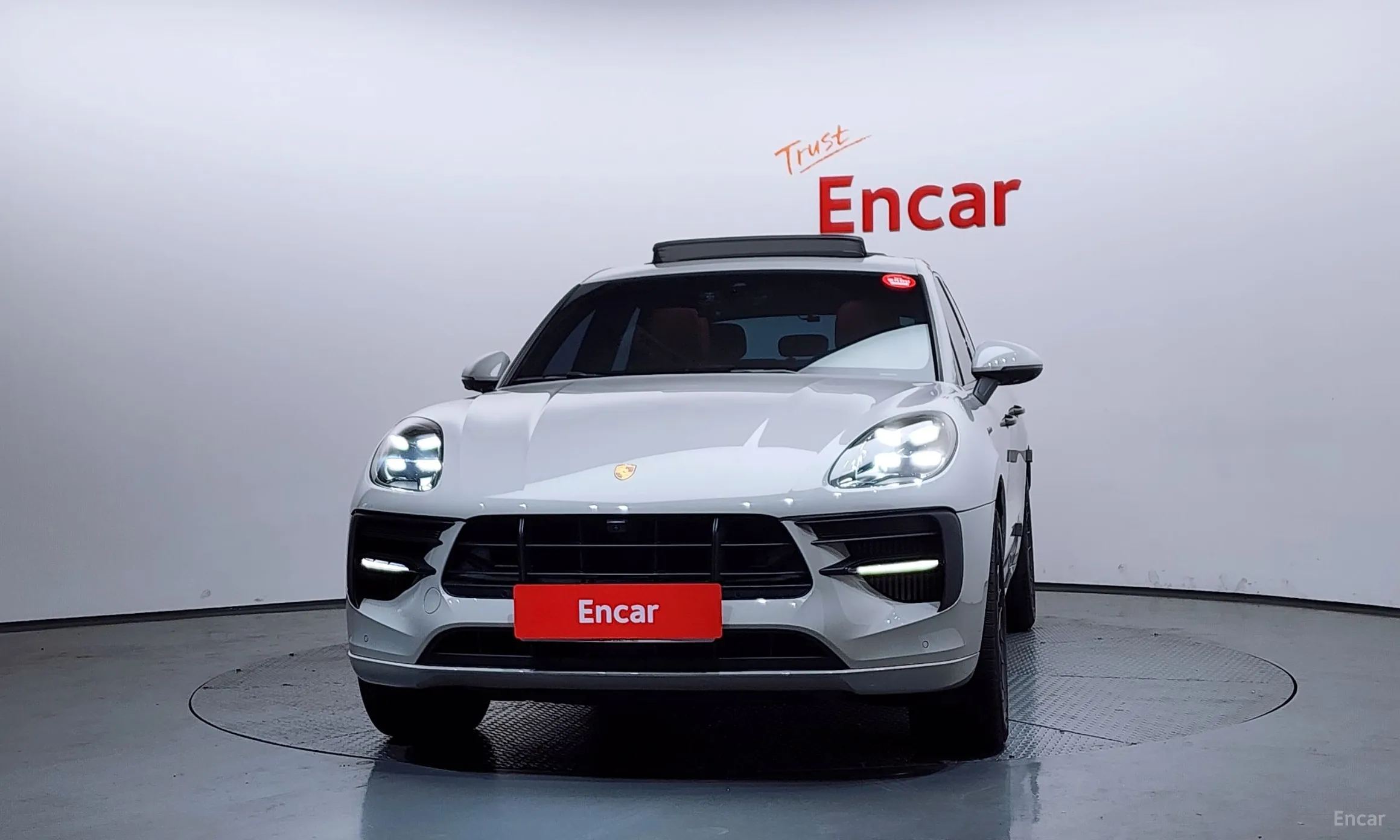 Porsche Macan превью 3