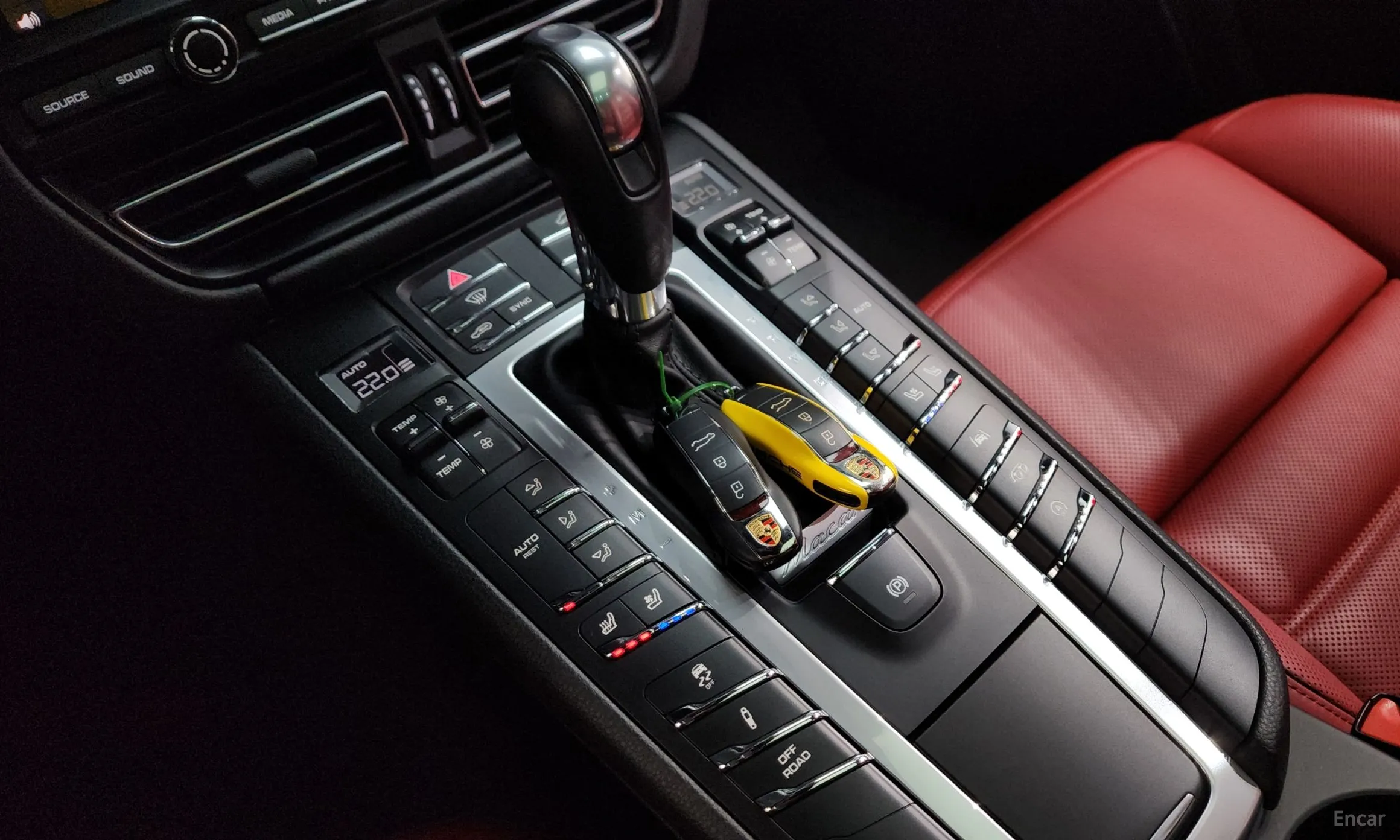 Porsche Macan превью 9