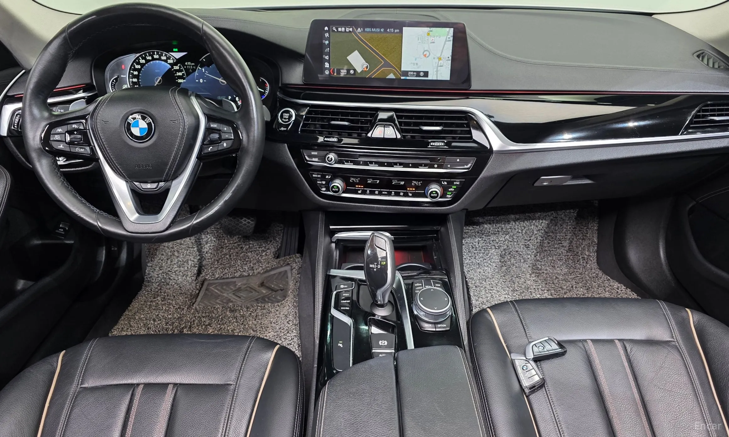 BMW 5 Series (G30) превью 7