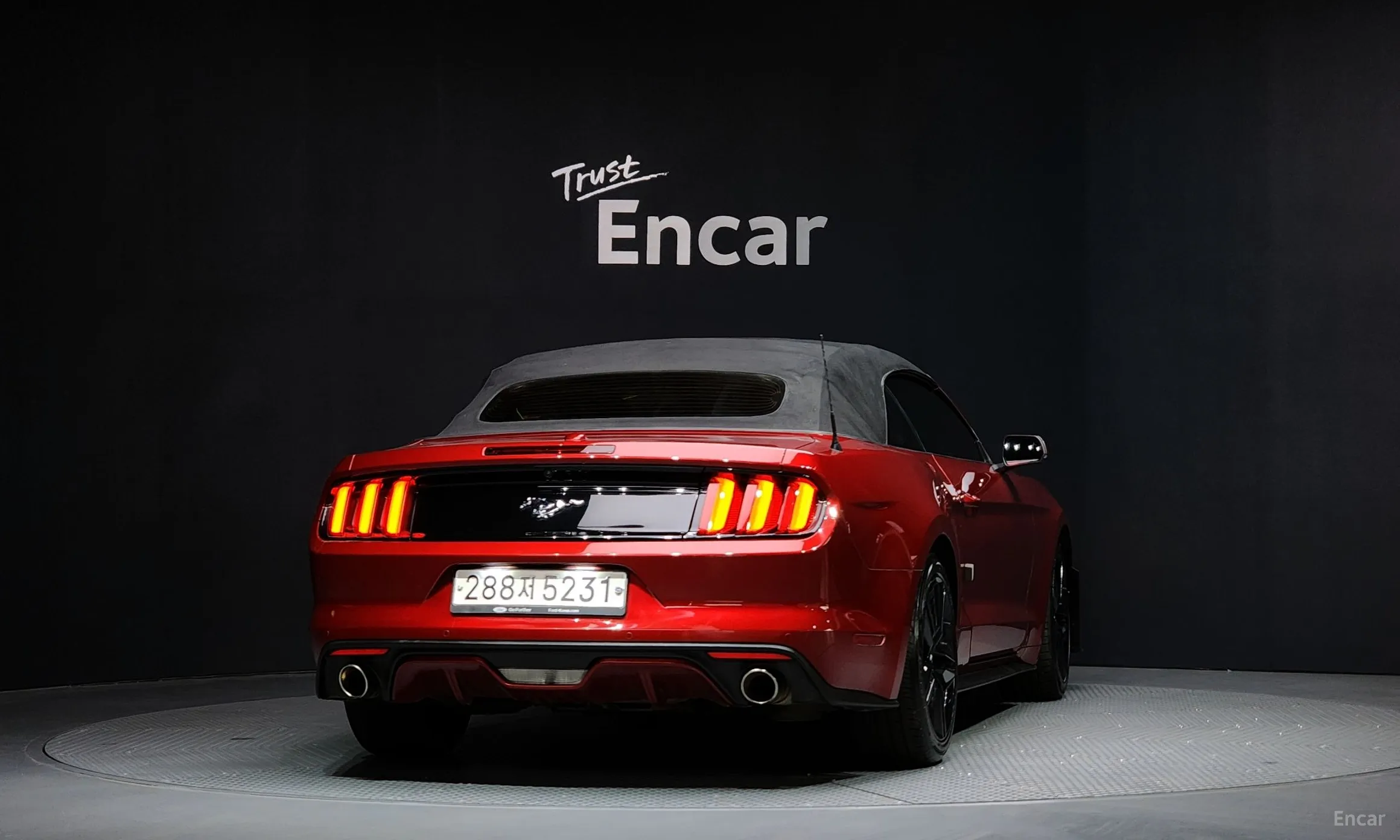 Ford Mustang превью 4
