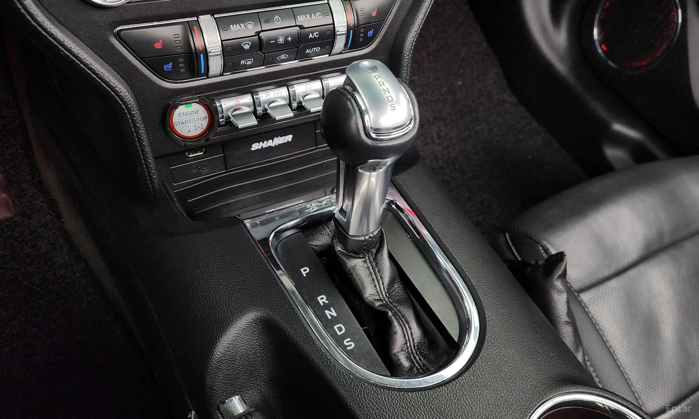Ford Mustang превью 9