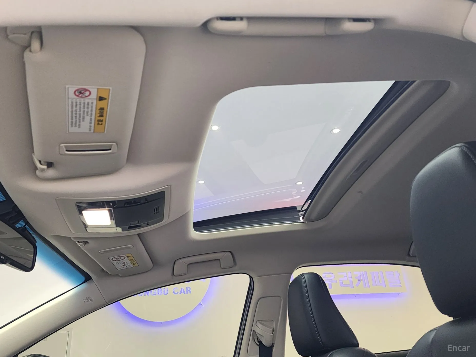 Lexus NX300h превью 16