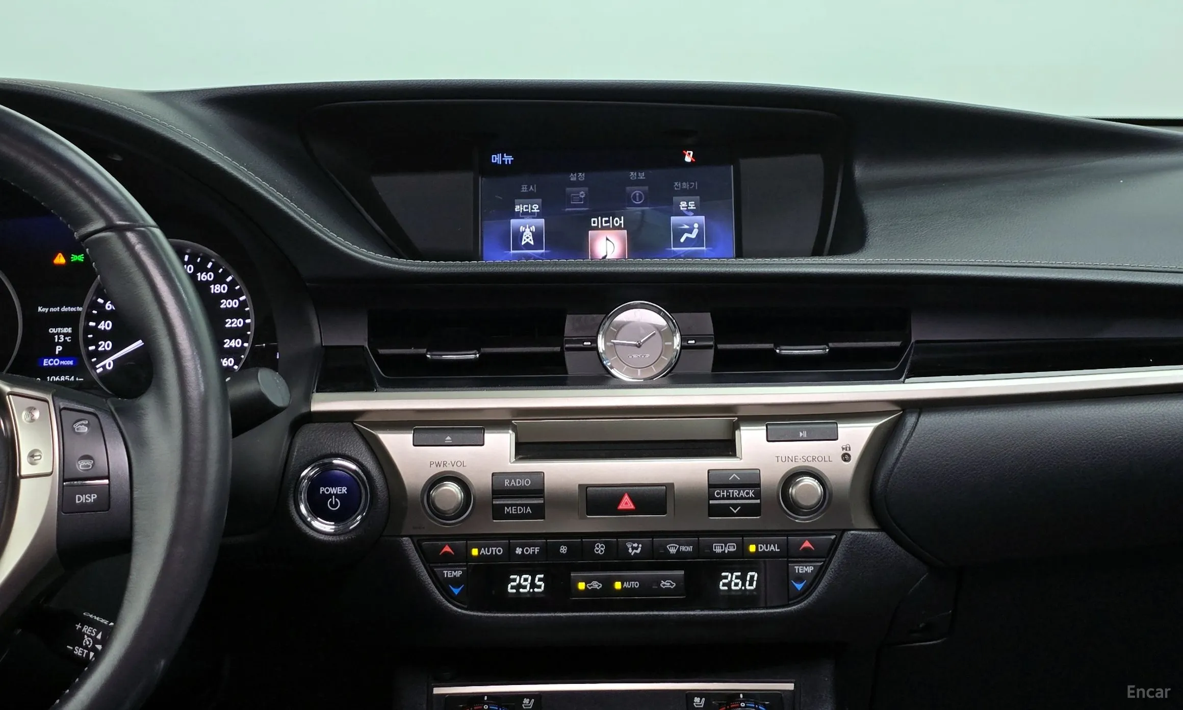 Lexus New ES300h превью 14