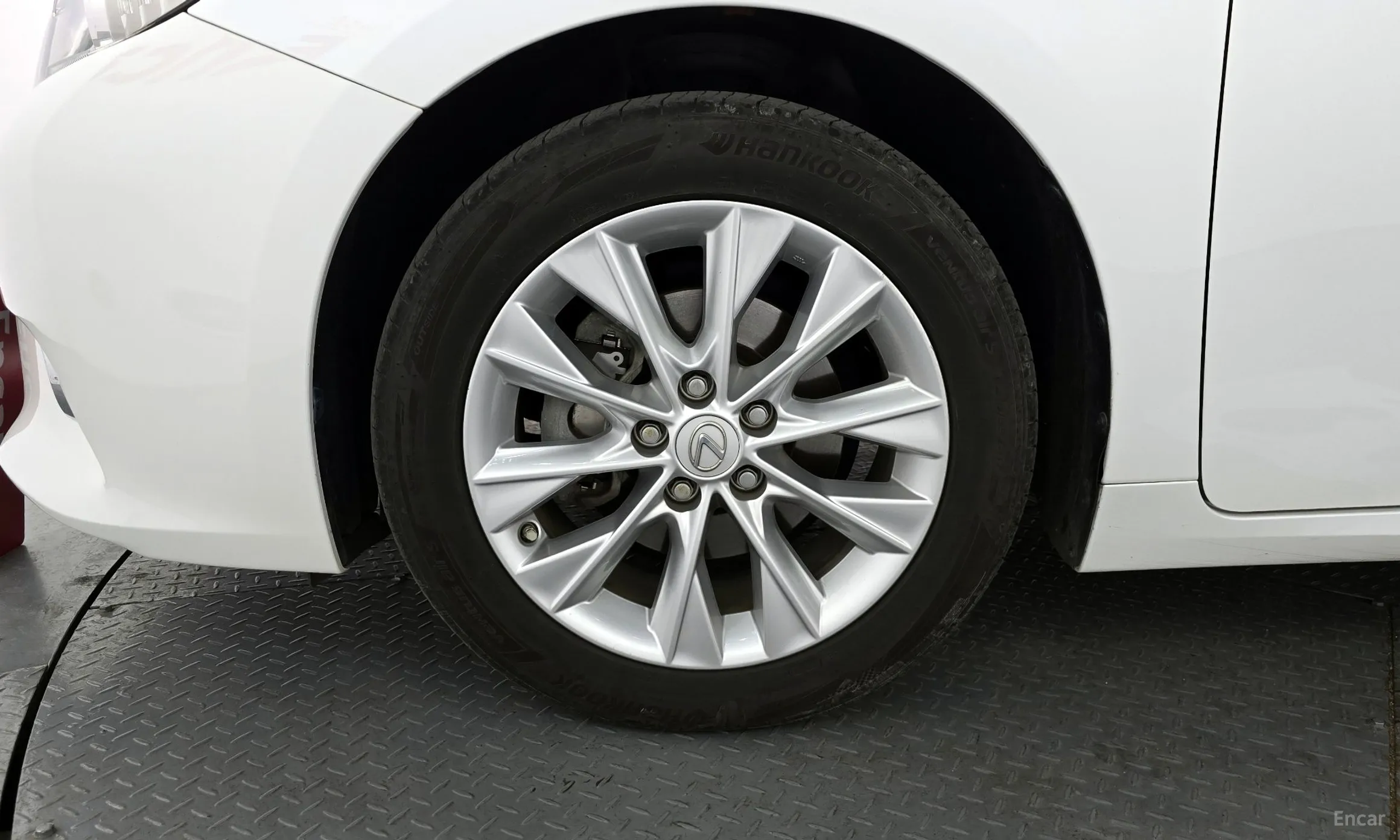 Lexus New ES300h превью 5