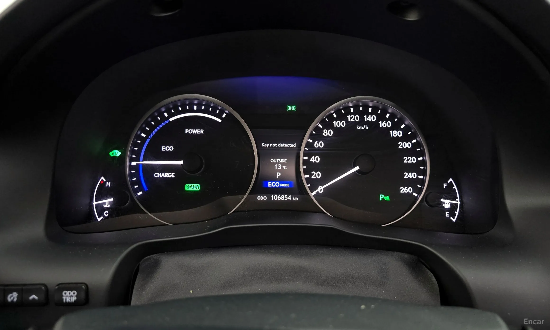 Lexus New ES300h превью 8