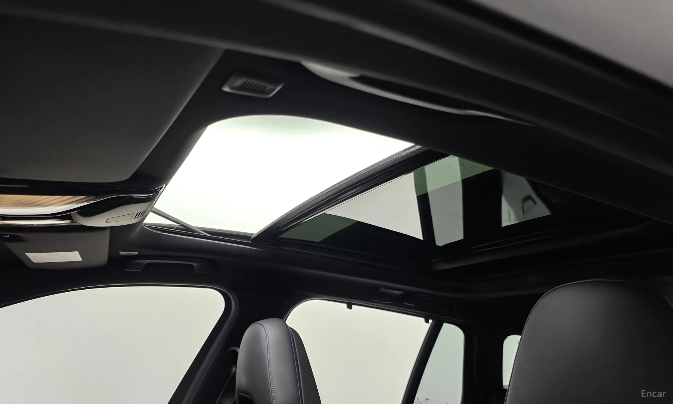 BMW 3 Series (G20) превью 19
