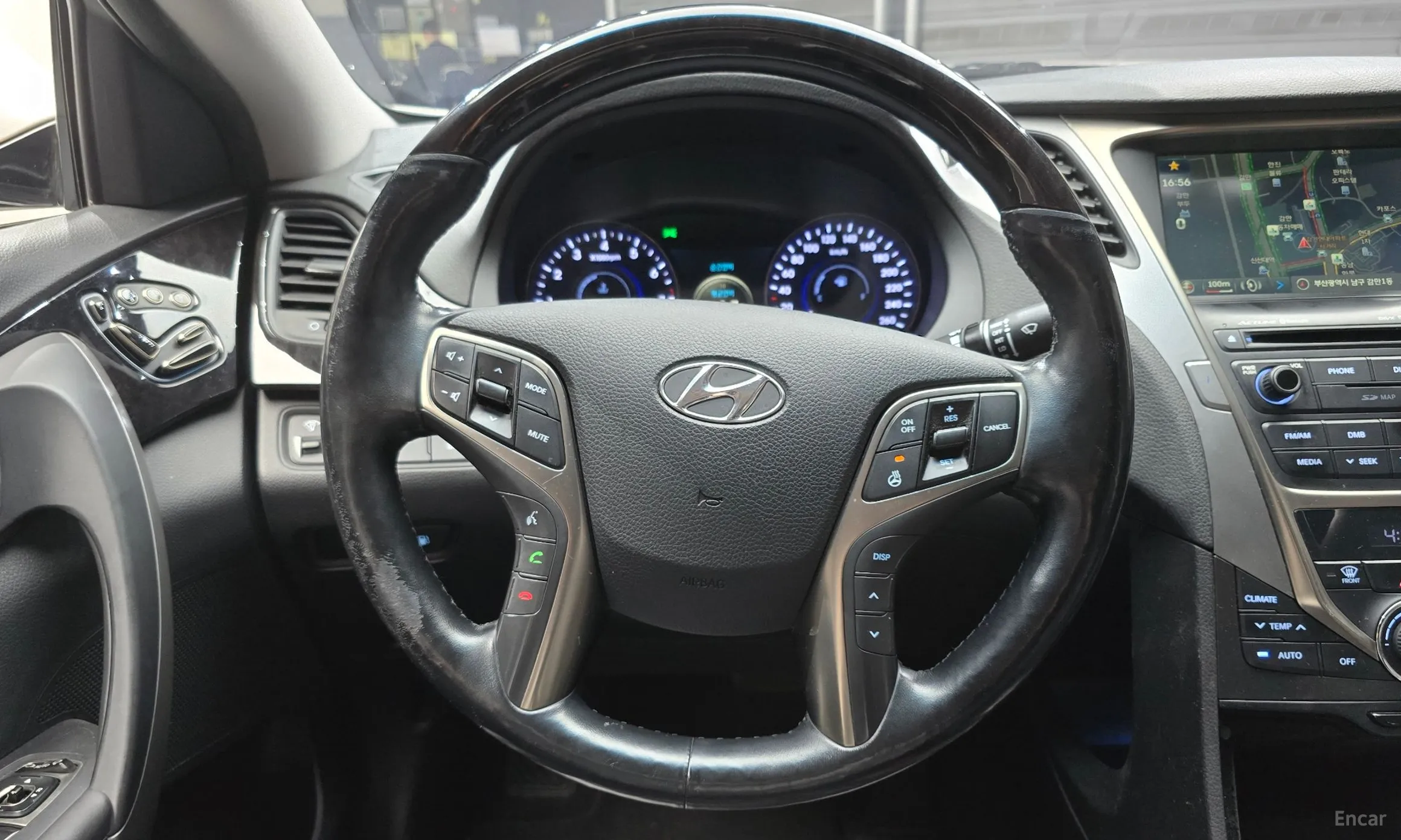 Hyundai Grandeur HG превью 14