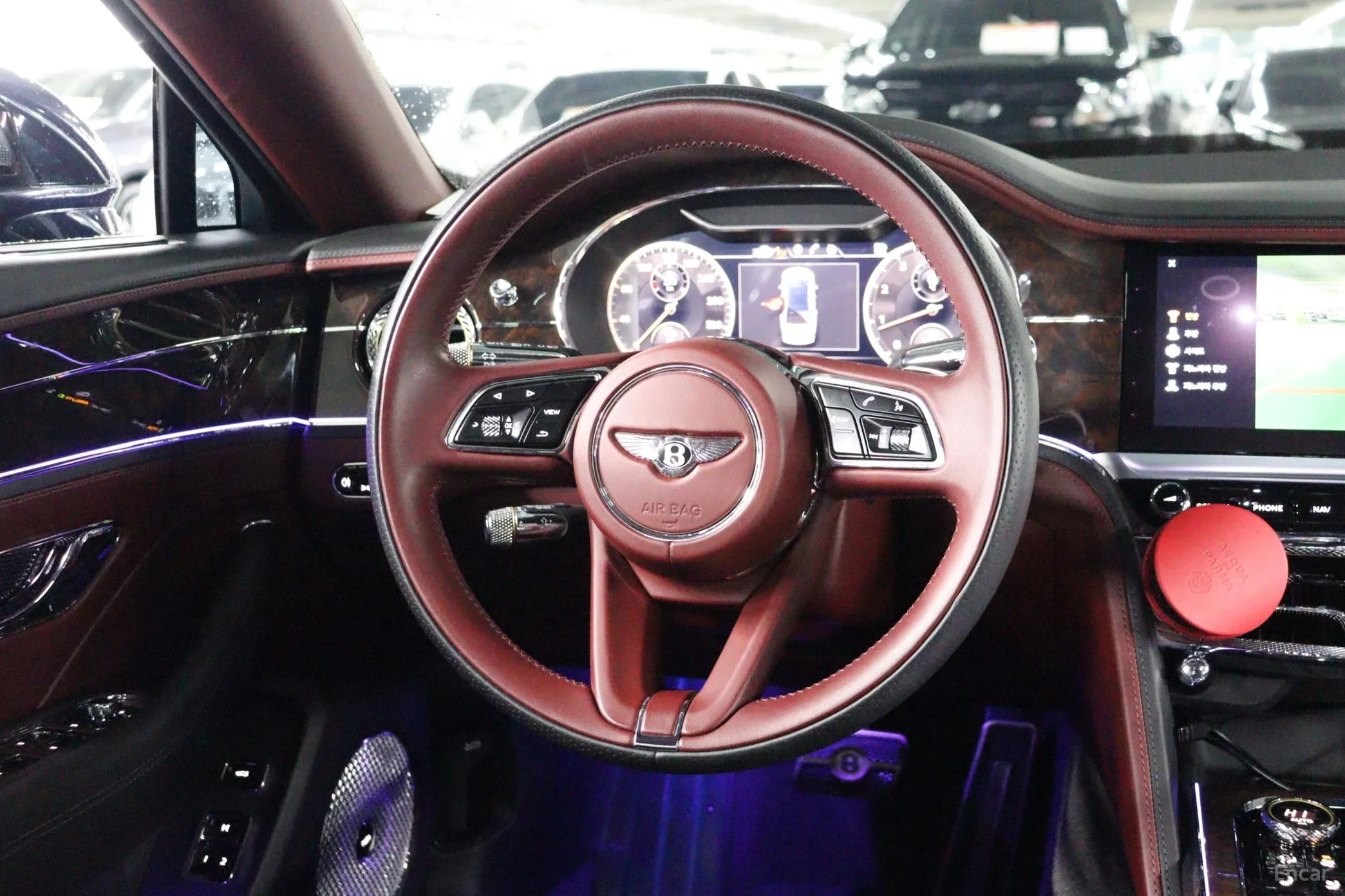 Bentley Flying Spur 3rd Generation превью 10