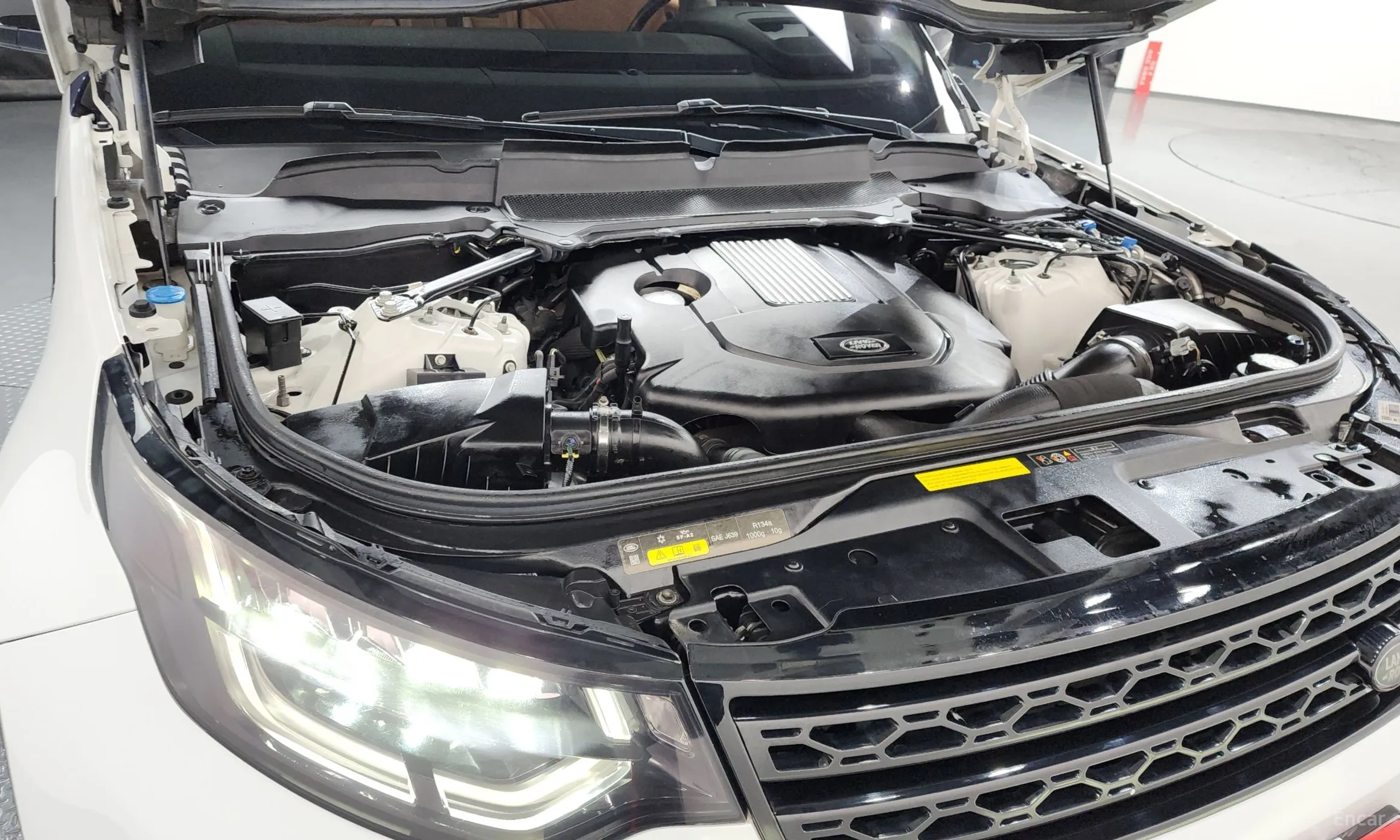 Land Rover Discovery 5 превью 6
