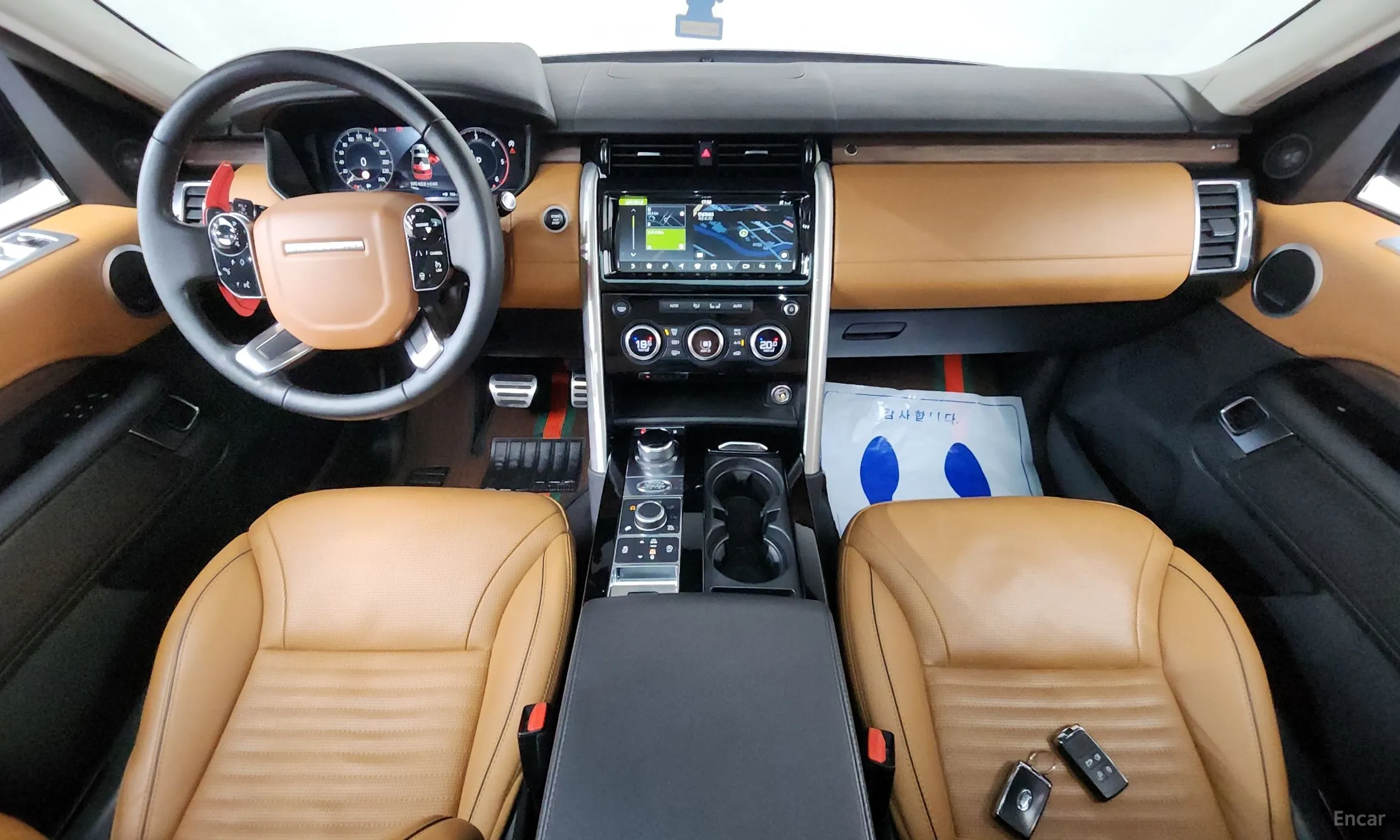 Land Rover Discovery 5 превью 7