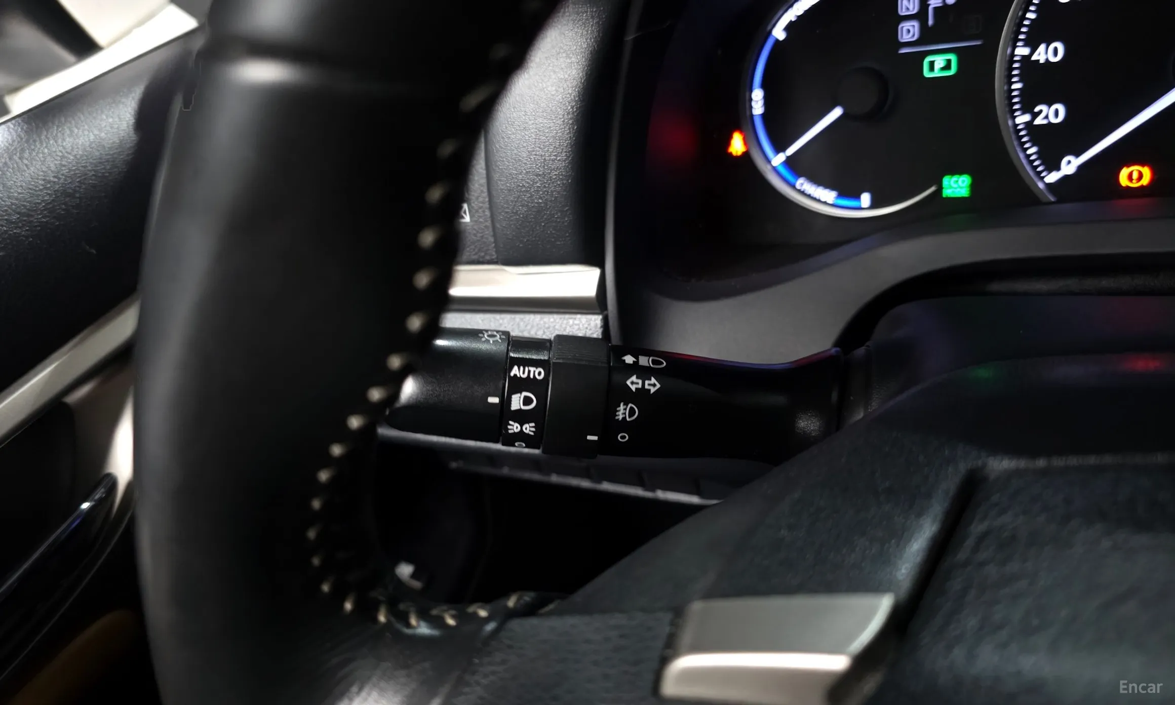 Lexus CT200h превью 17