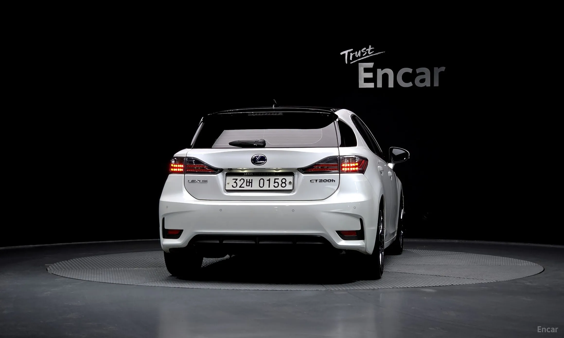 Lexus CT200h превью 4