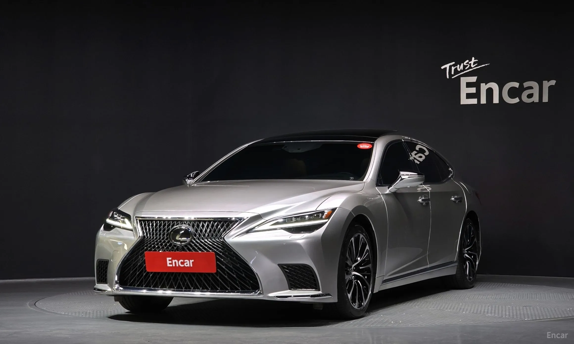 Lexus LS500 5th Generation