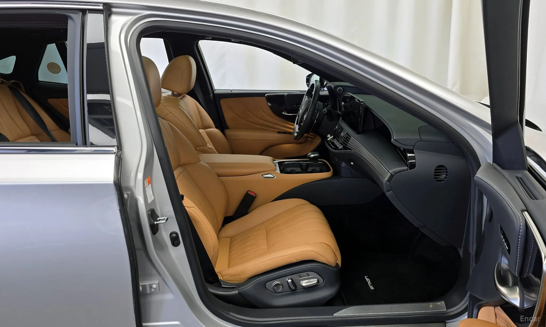 Lexus LS500 5th Generation превью 11