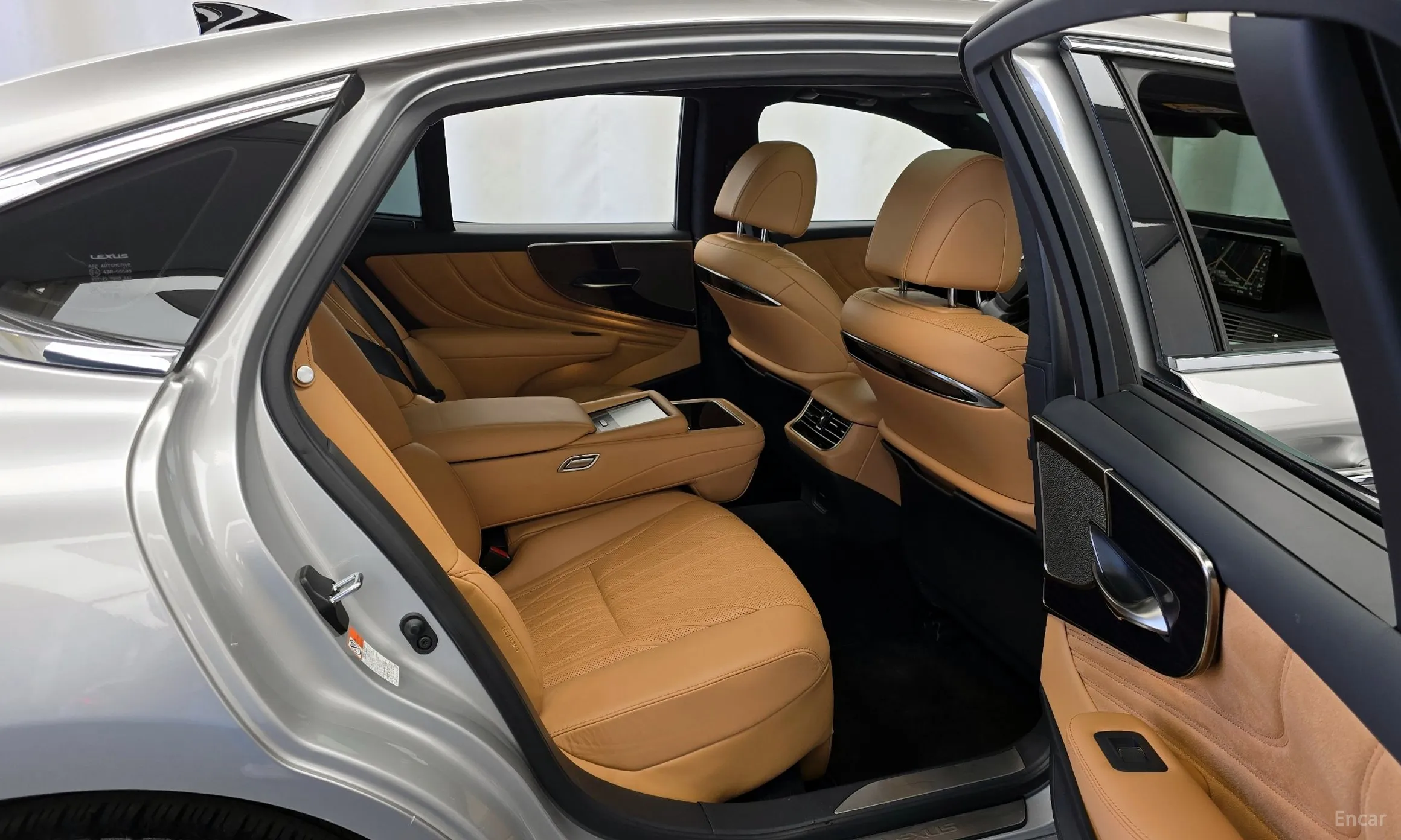 Lexus LS500 5th Generation превью 12