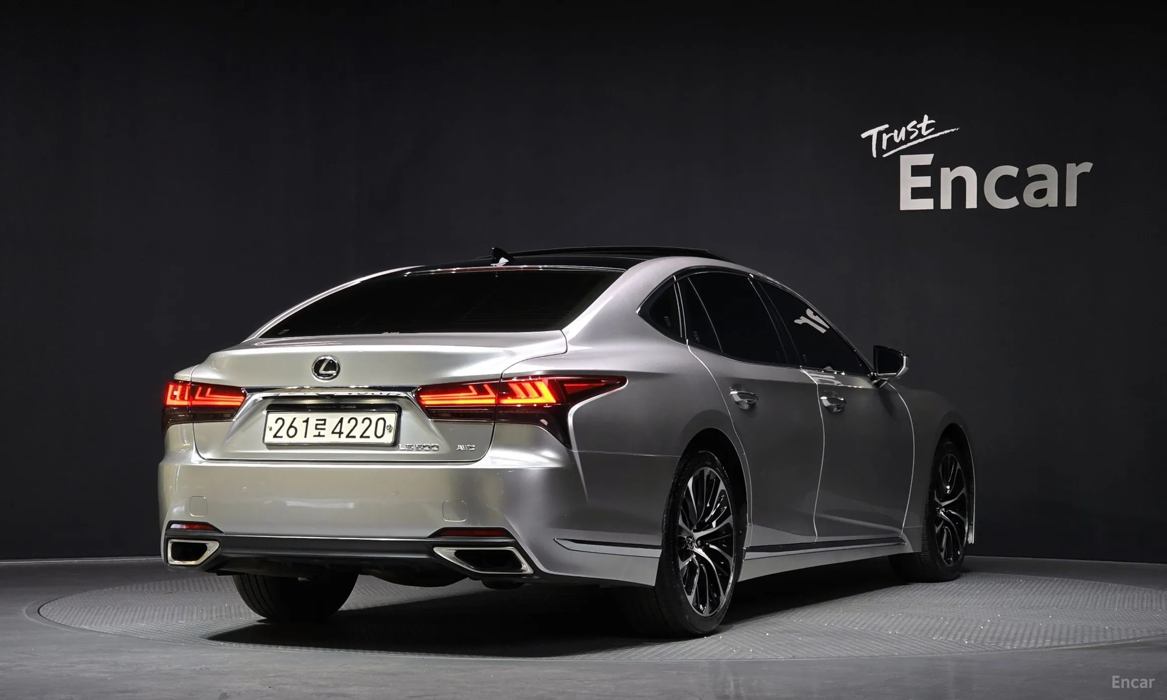 Lexus LS500 5th Generation