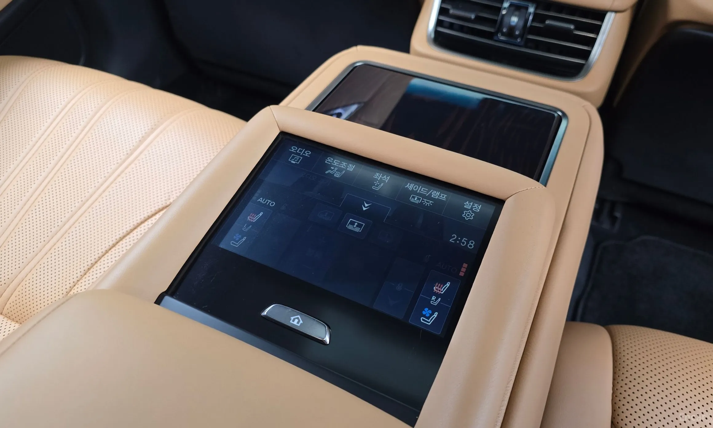 Lexus LS500 5th Generation превью 19