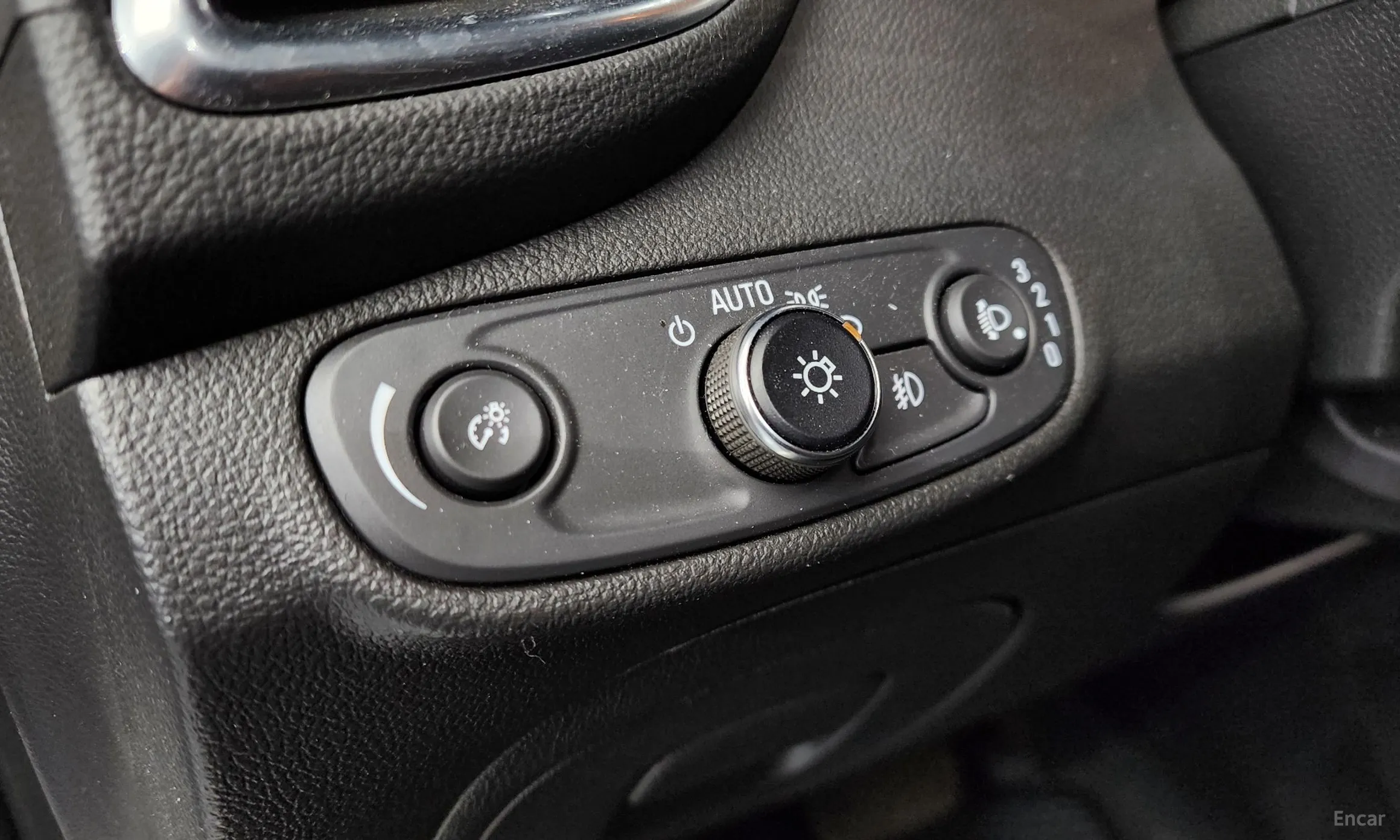 Chevrolet (GM Daewoo) Trax превью 16