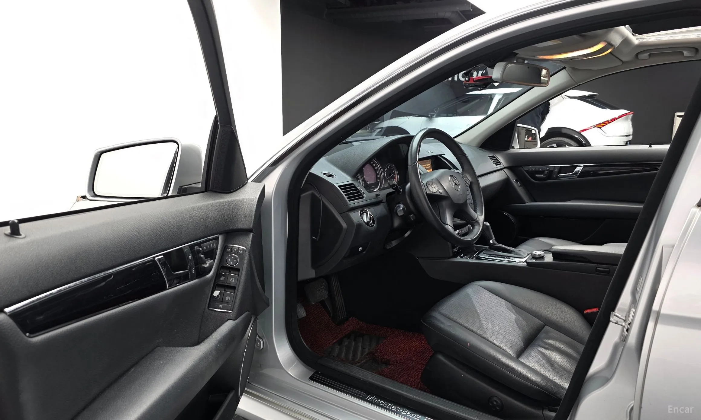 Mercedes Benz C-Class W204 превью 11