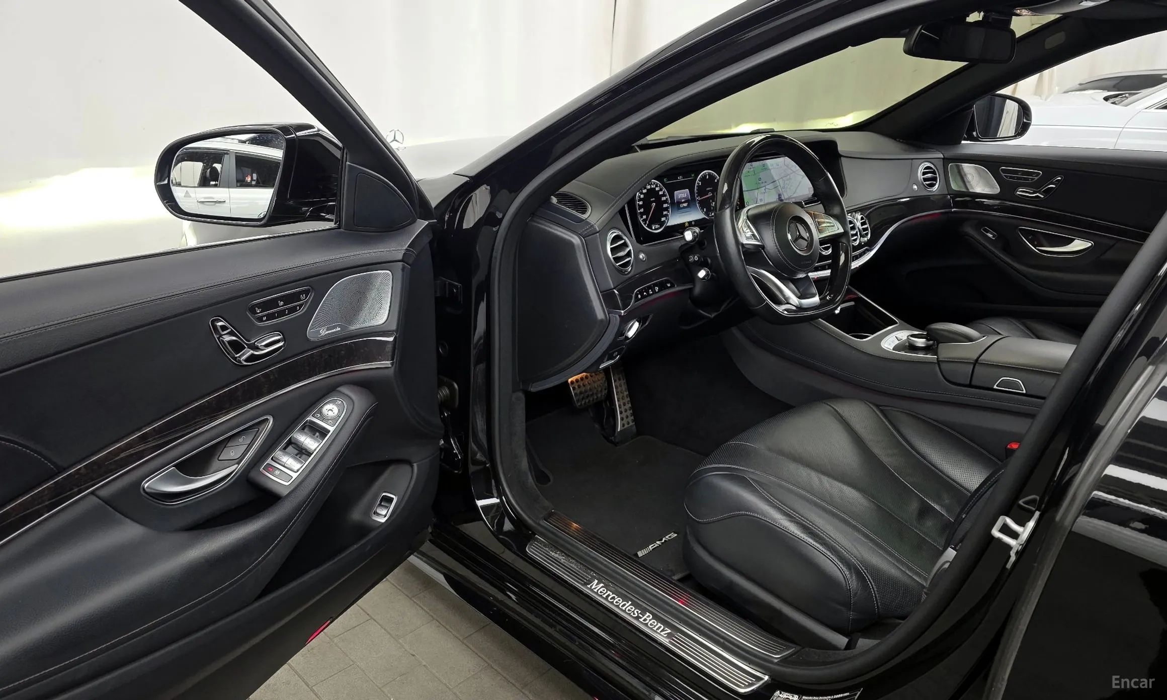 Mercedes Benz S-Class W222 превью 10