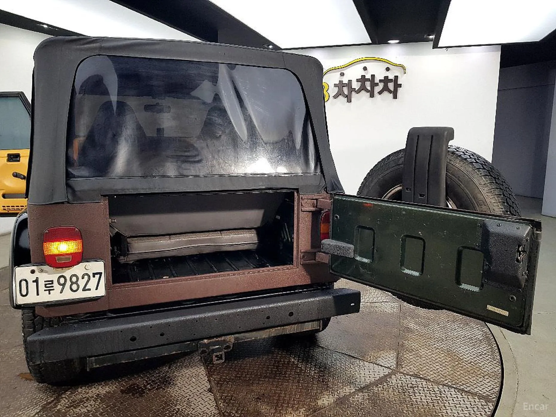 Jeep Wrangler (TJ) превью 15