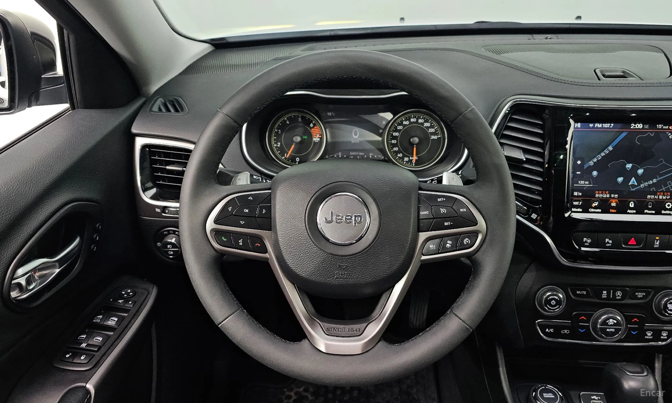 Jeep Cherokee (KL) превью 14