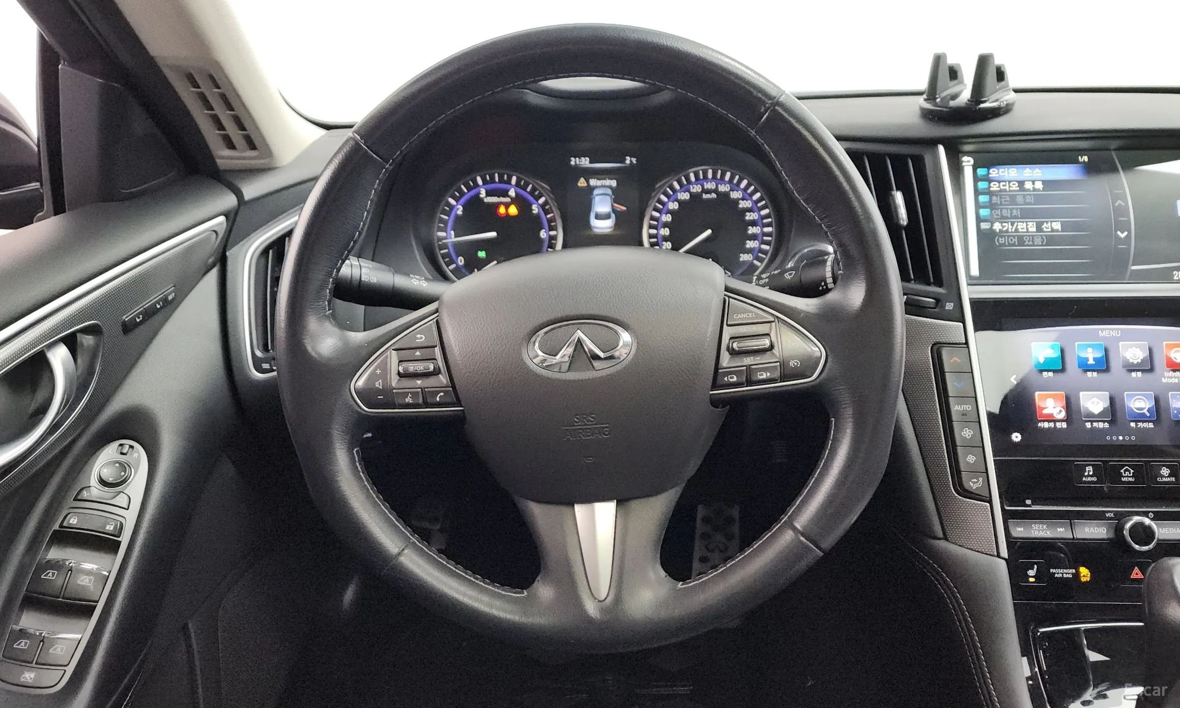 Infiniti Q50 превью 13