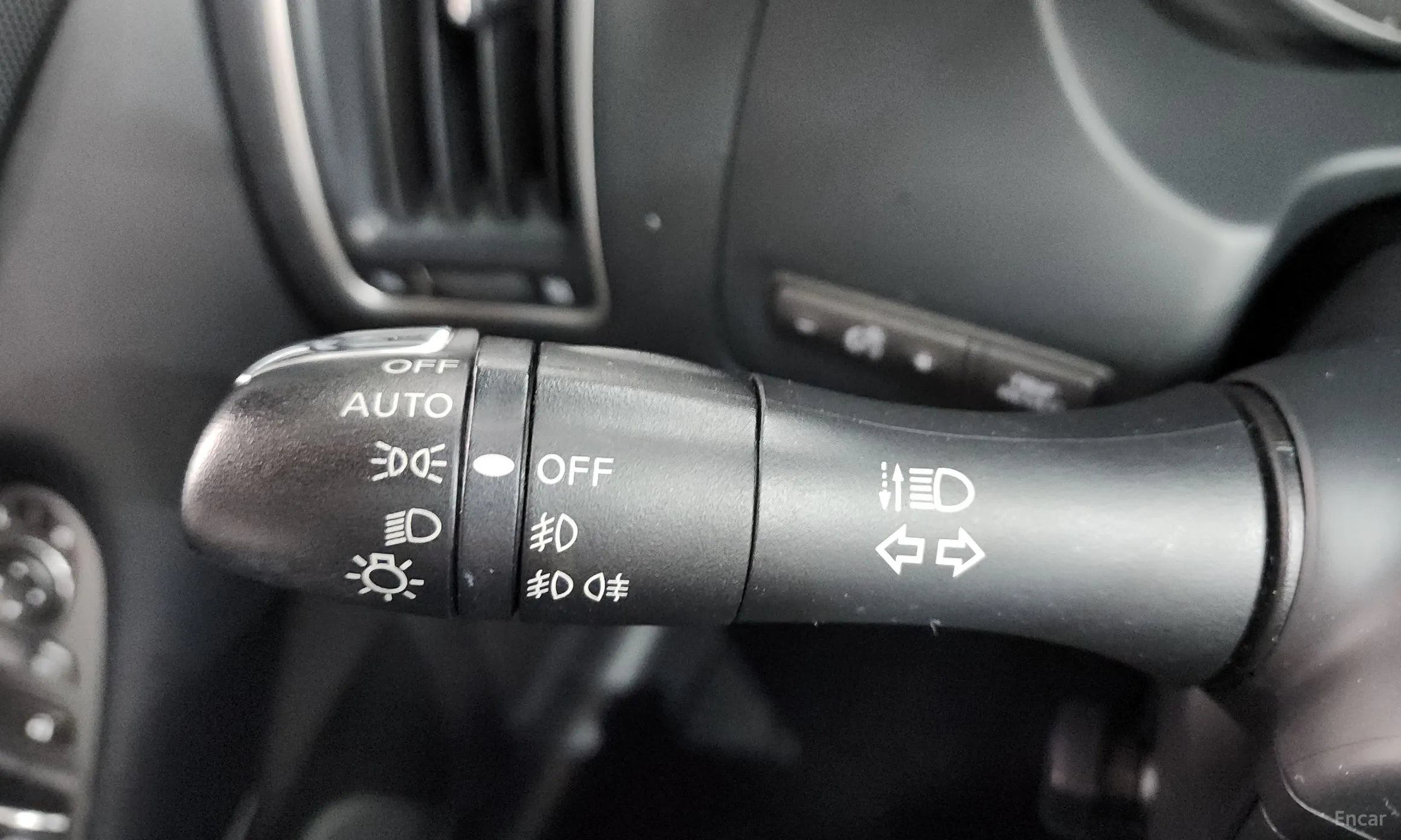 Infiniti Q50 превью 14