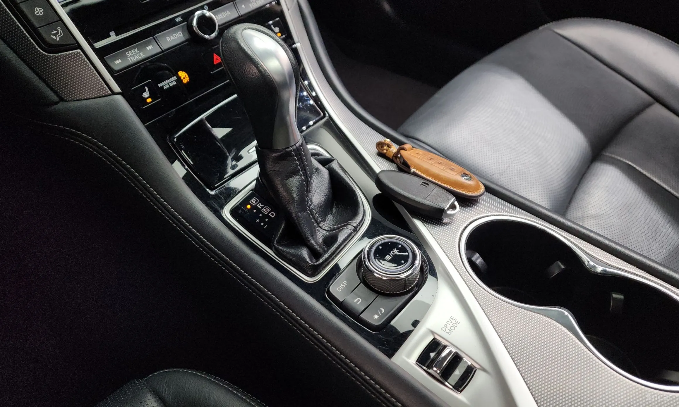 Infiniti Q50 превью 9
