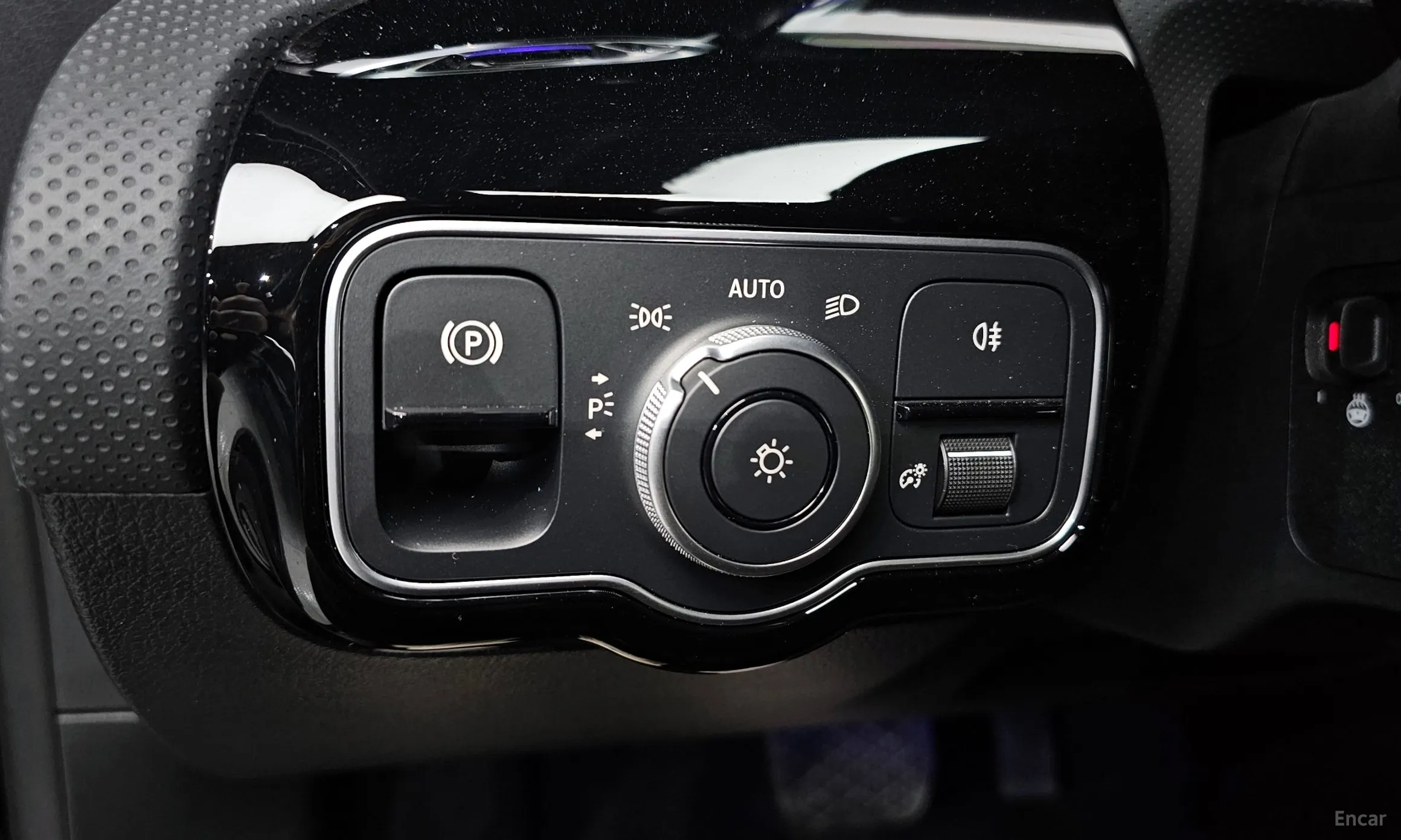 Mercedes Benz A-Class W177 превью 14