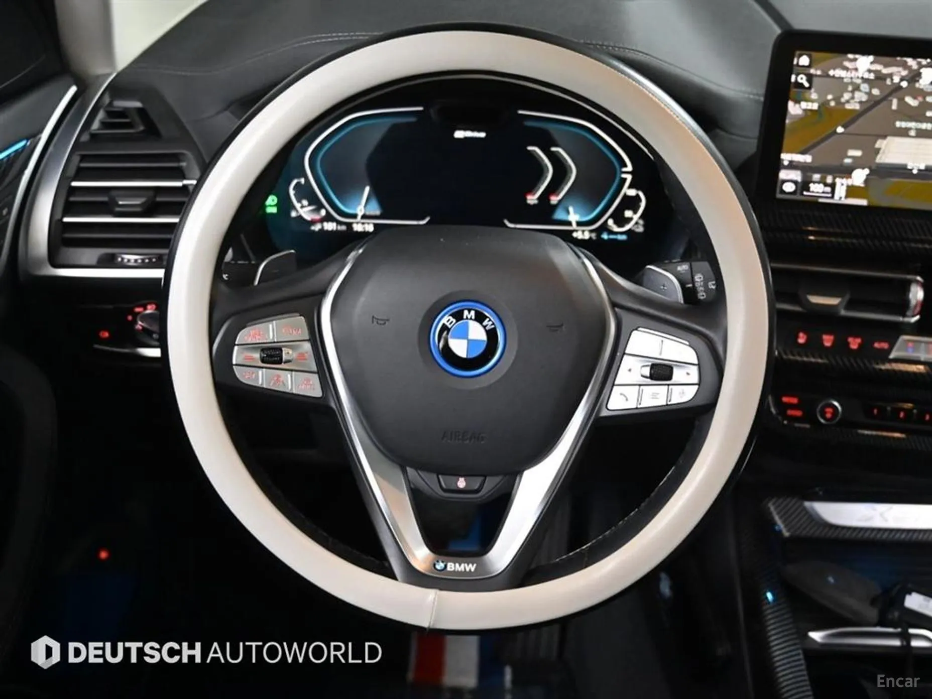 BMW X3 (G01) превью 13