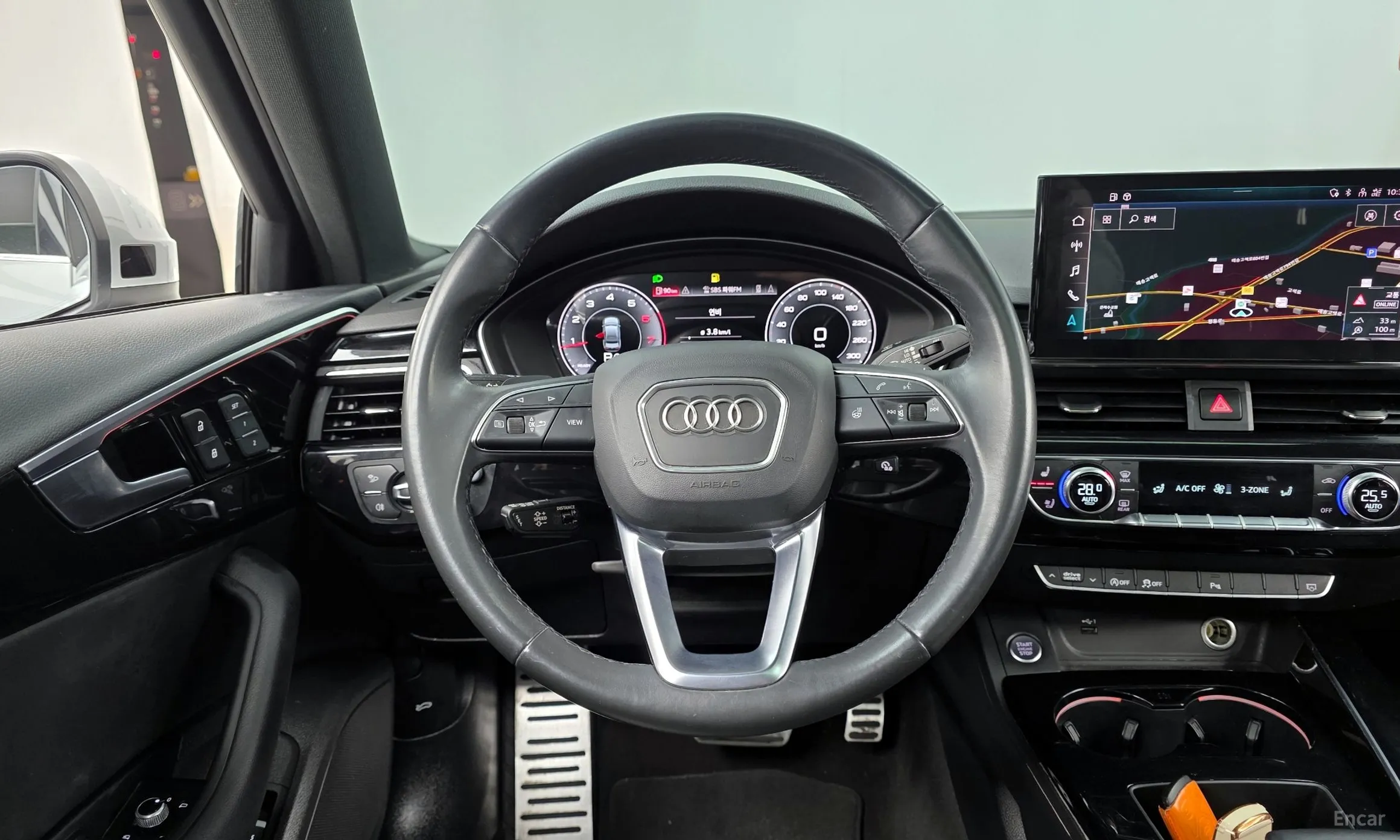 Audi A4 (B9) превью 13