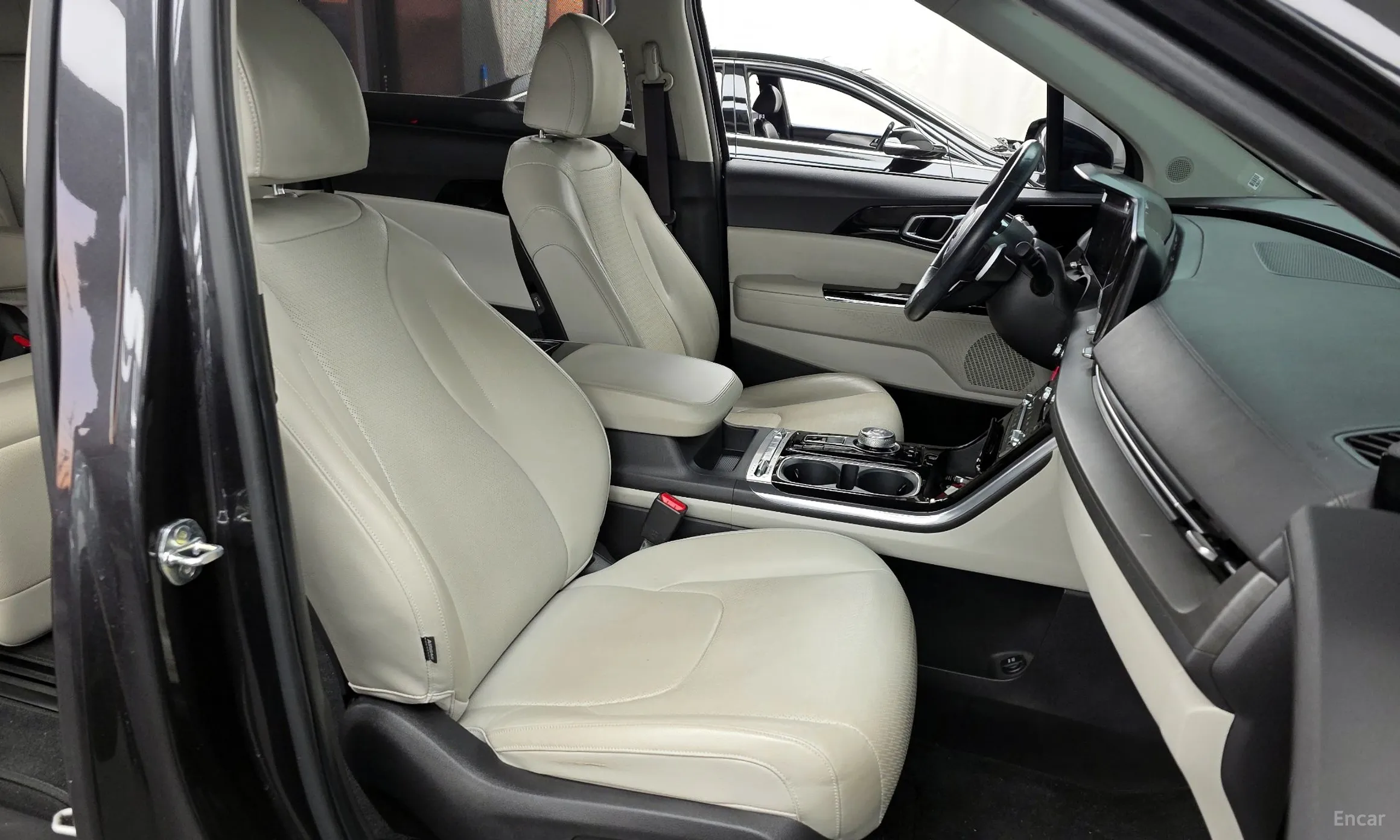 Kia Carnival Gen 4 превью 11
