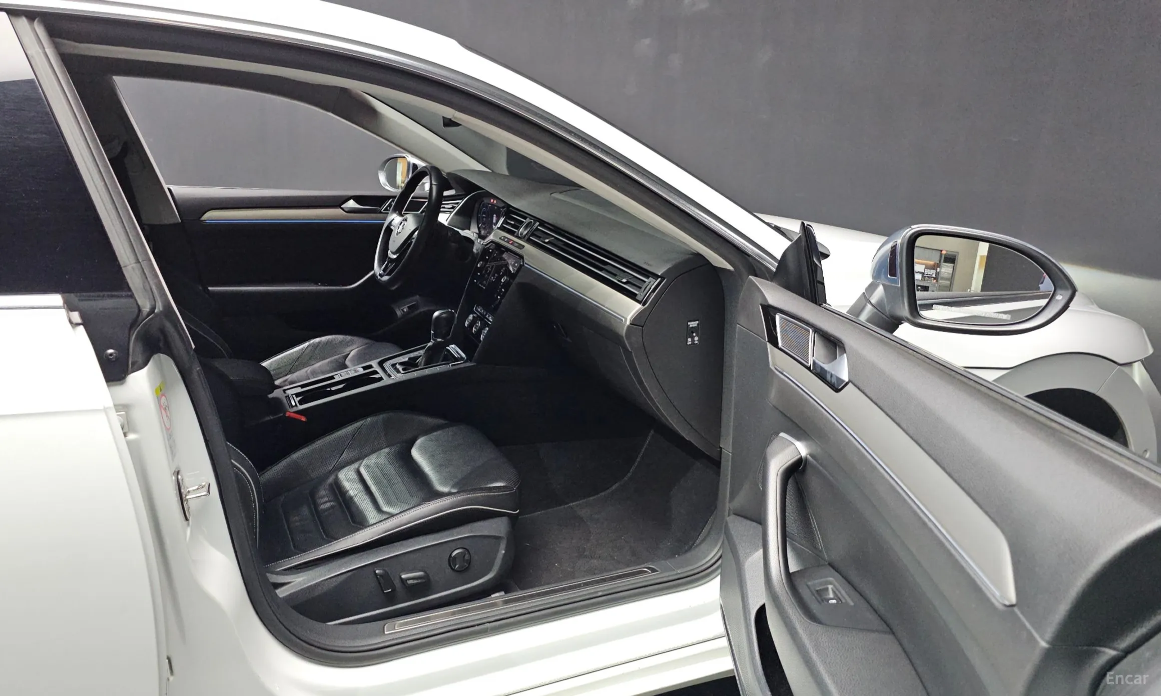 Volkswagen Ateon превью 11