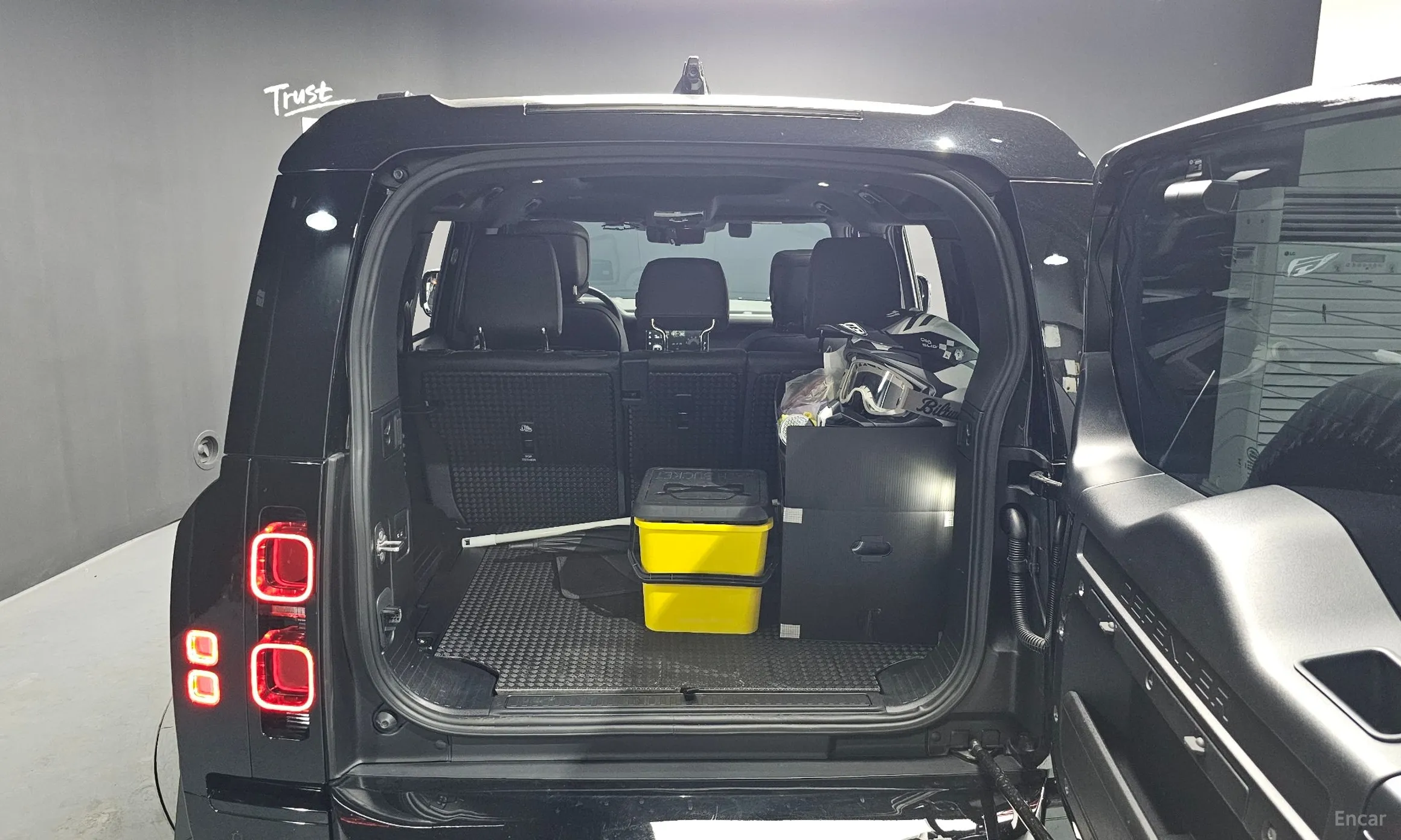 Land Rover Defender (L663) превью 20
