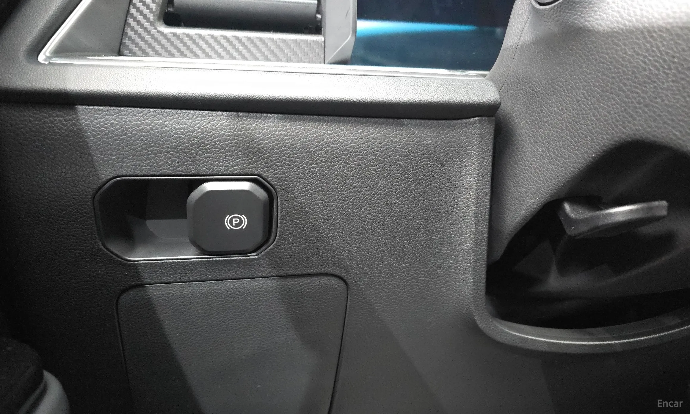 KG Mobility (SsangYong) Torres превью 16