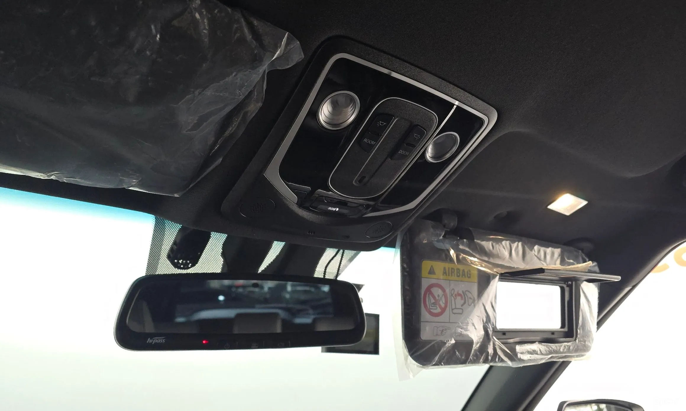 KG Mobility (SsangYong) Torres превью 19